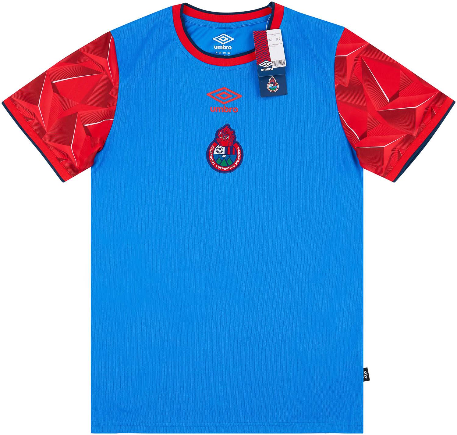 2021-22 C.S.D. Municipal Umbro Training Shirt (M)