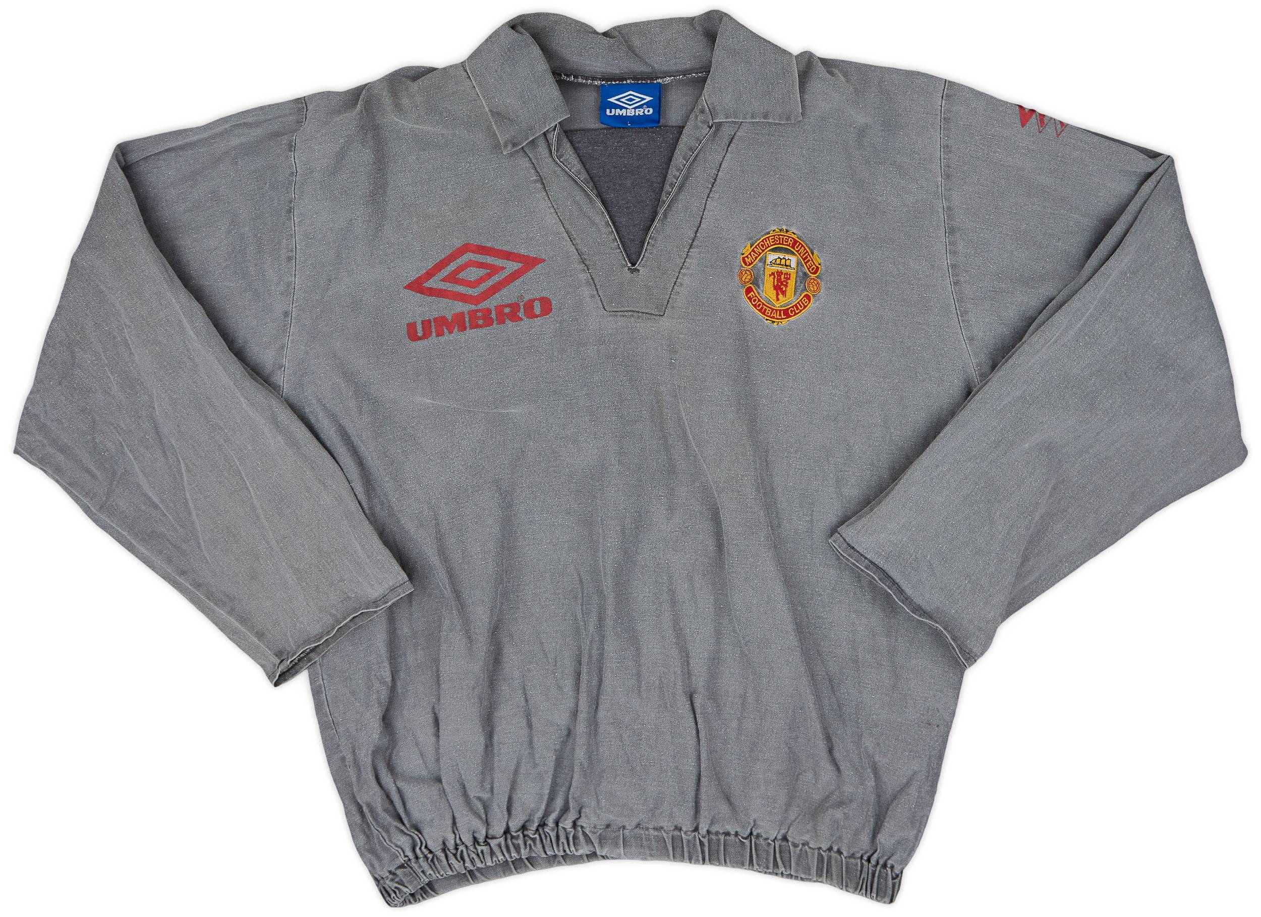 Manchester United 95/96 • Drill Top • L – Real Vintage Football