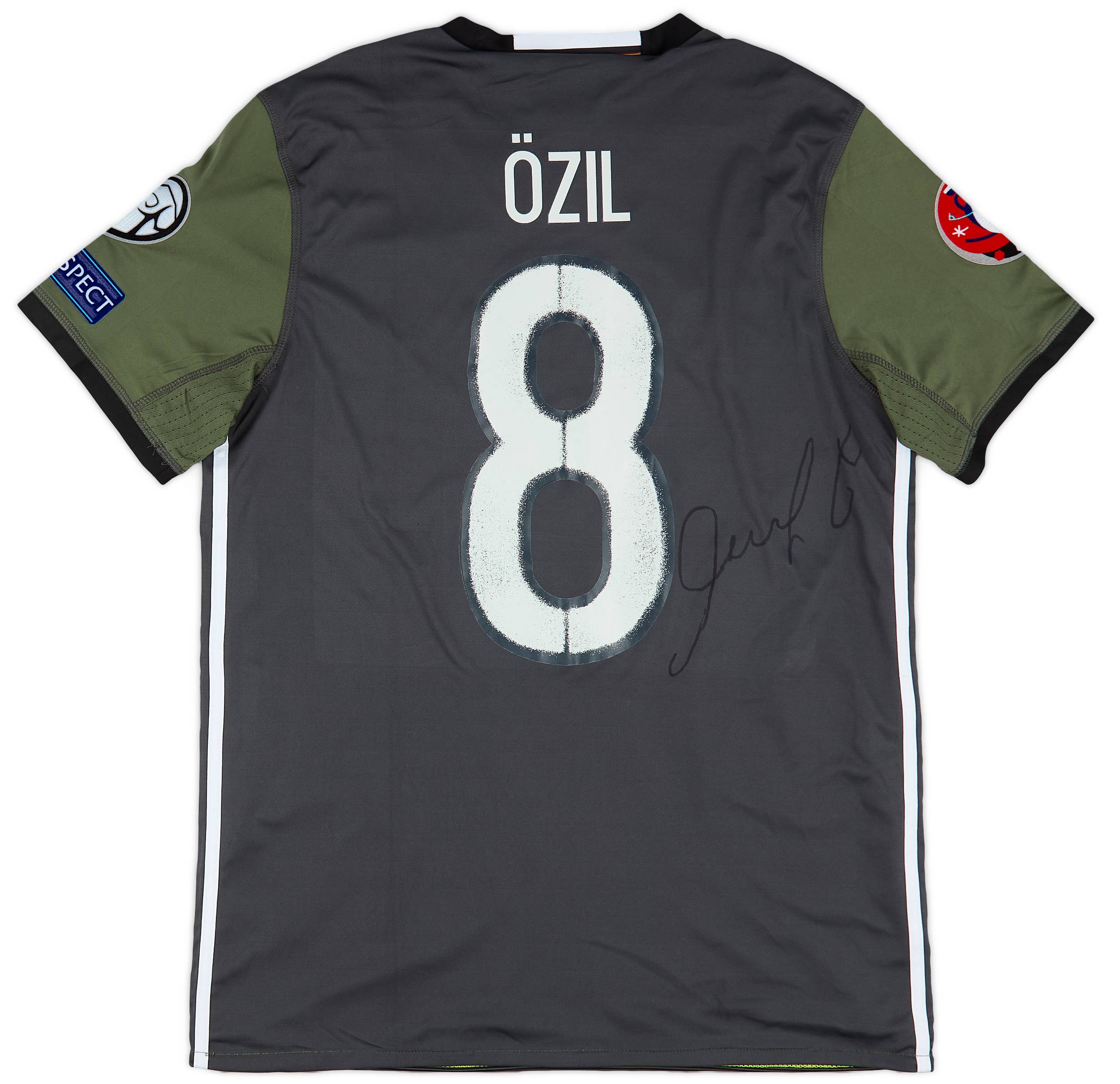 Ozil signed shirt clearance