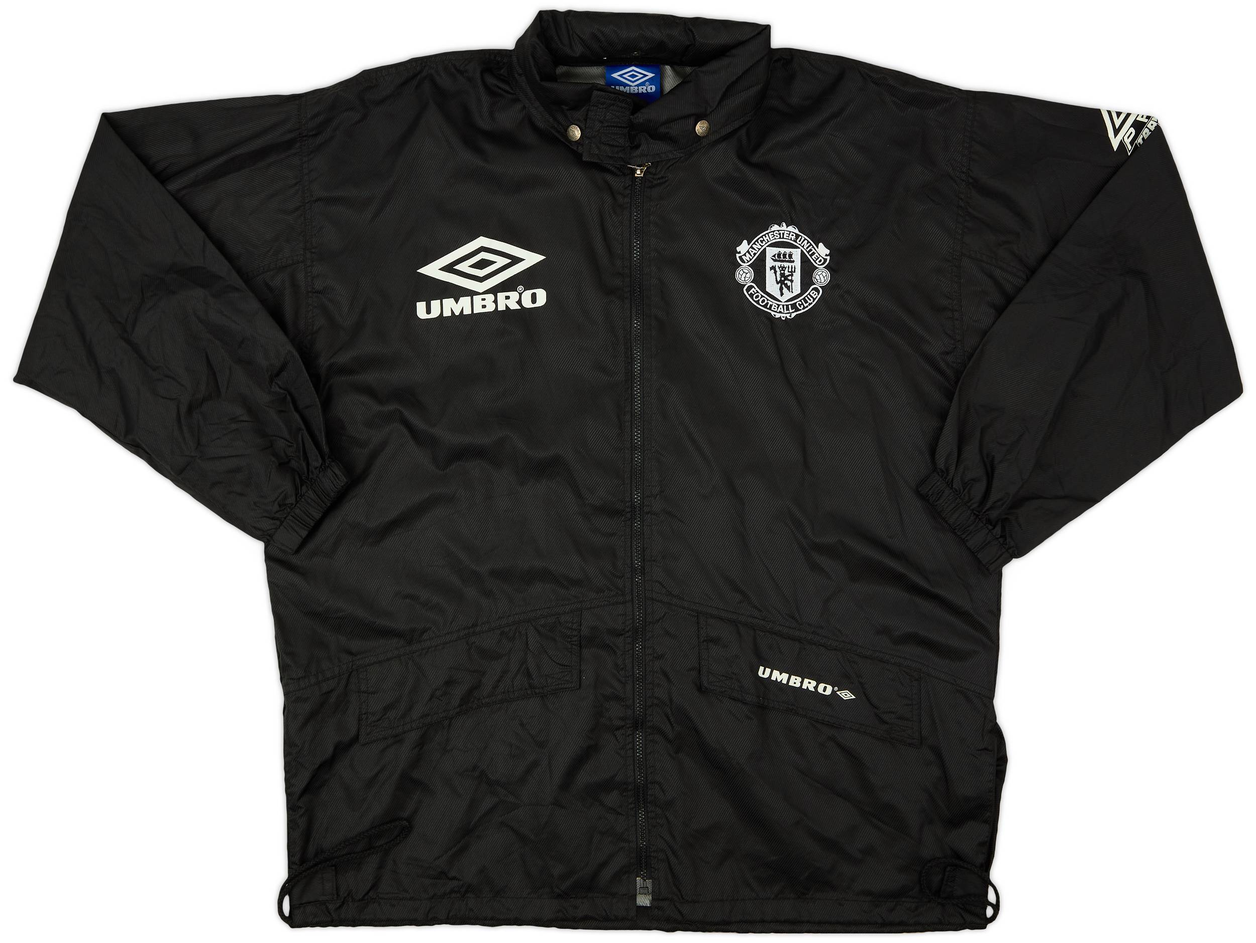 Man utd rain jacket outlet