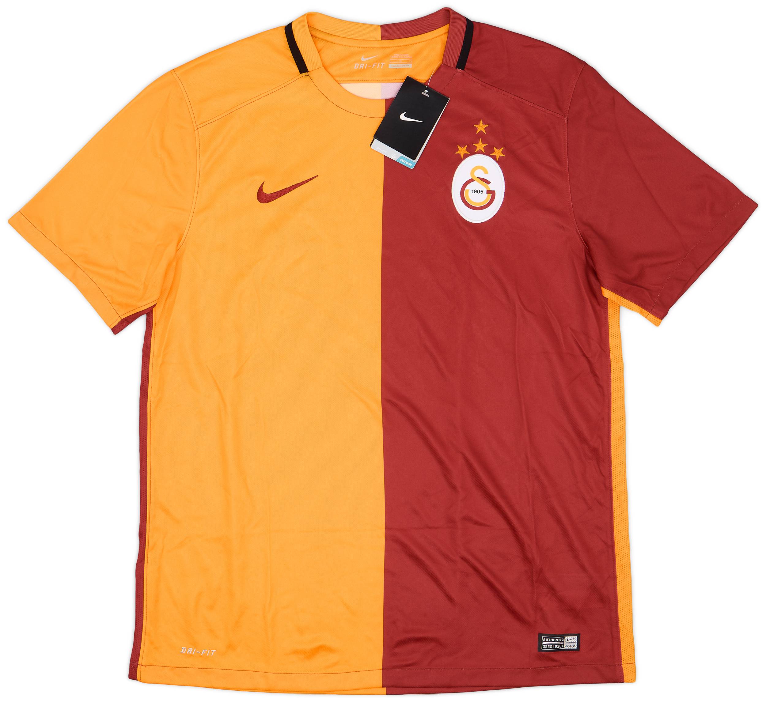 2015-16 Galatasaray Home Shirt (L)