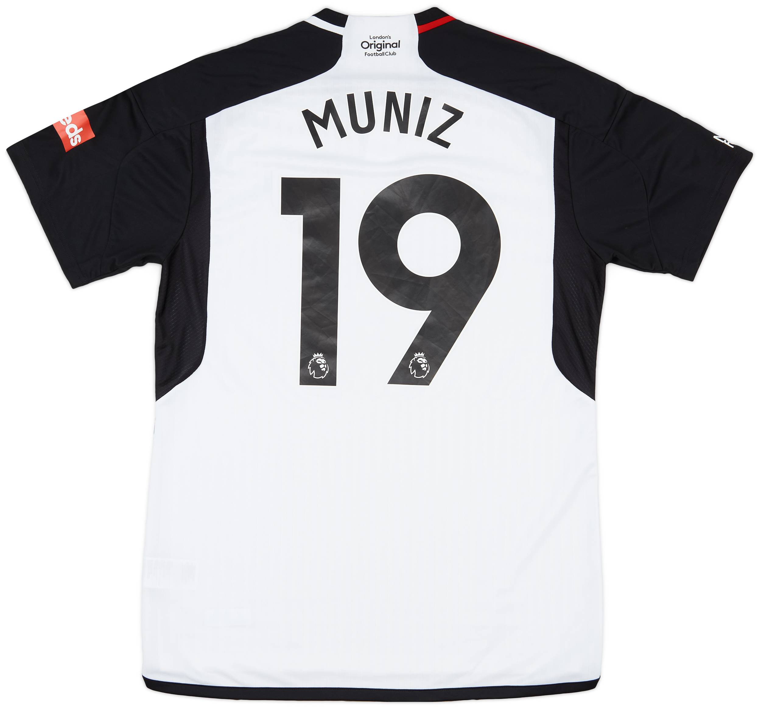 2023-24 Fulham Match Issue Home Shirt Muniz #19