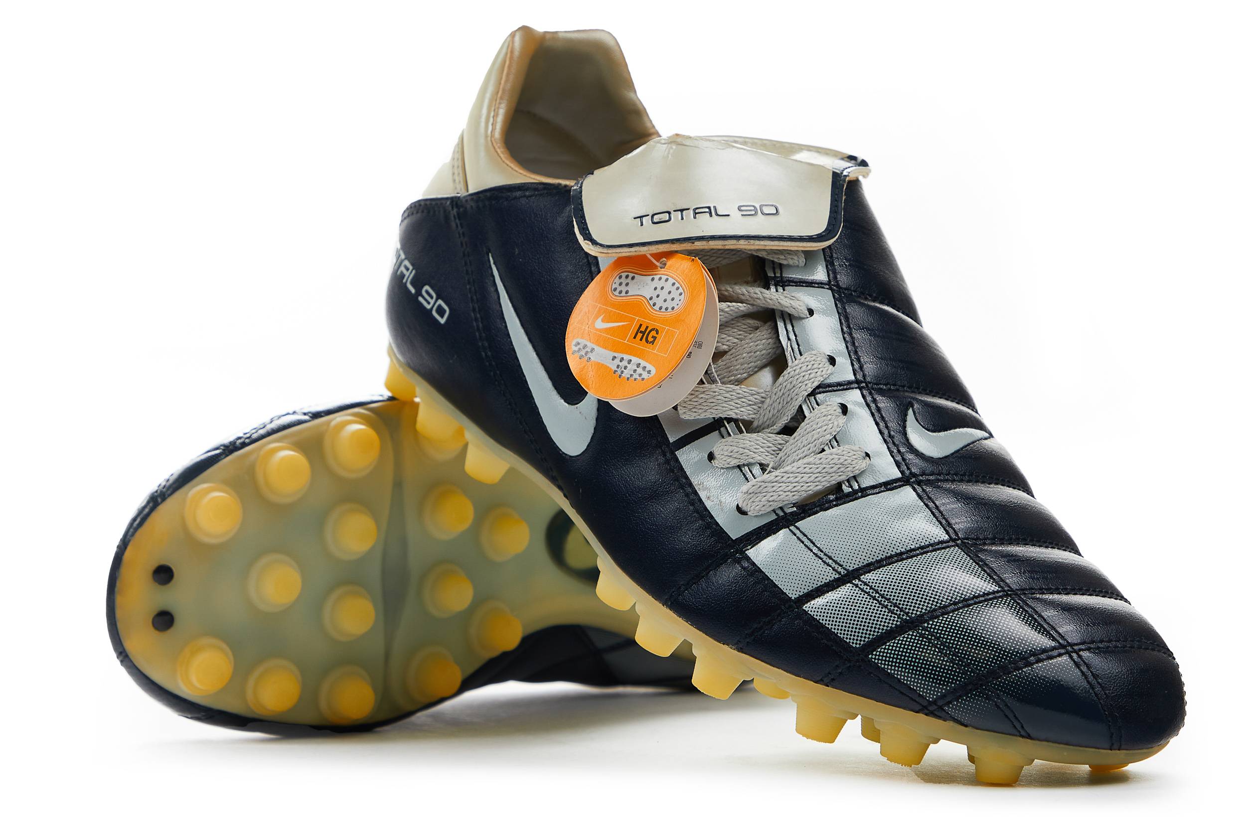 2003 Nike Total 90 II Football Boots (UK 8) - 7/10