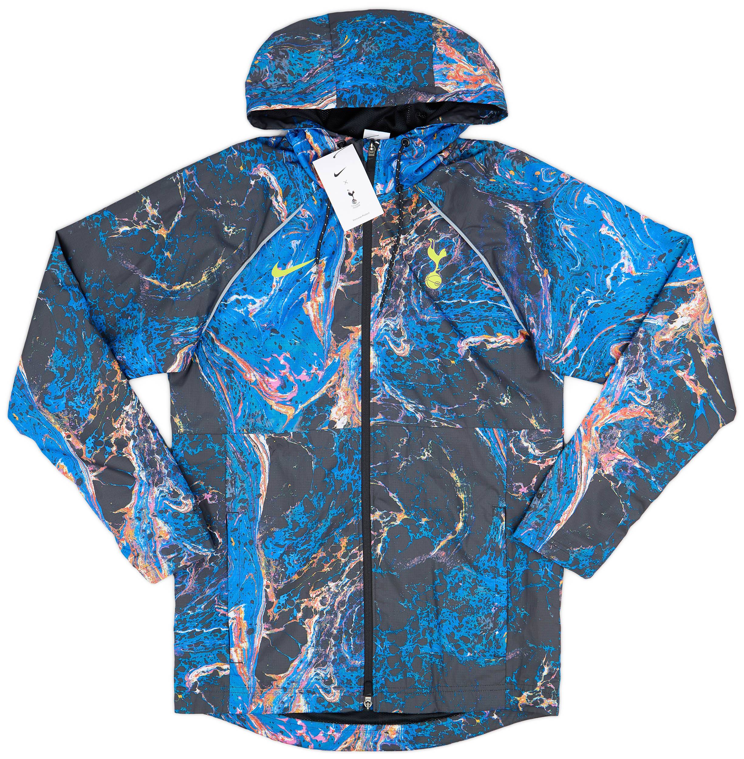 Tottenham windbreaker on sale