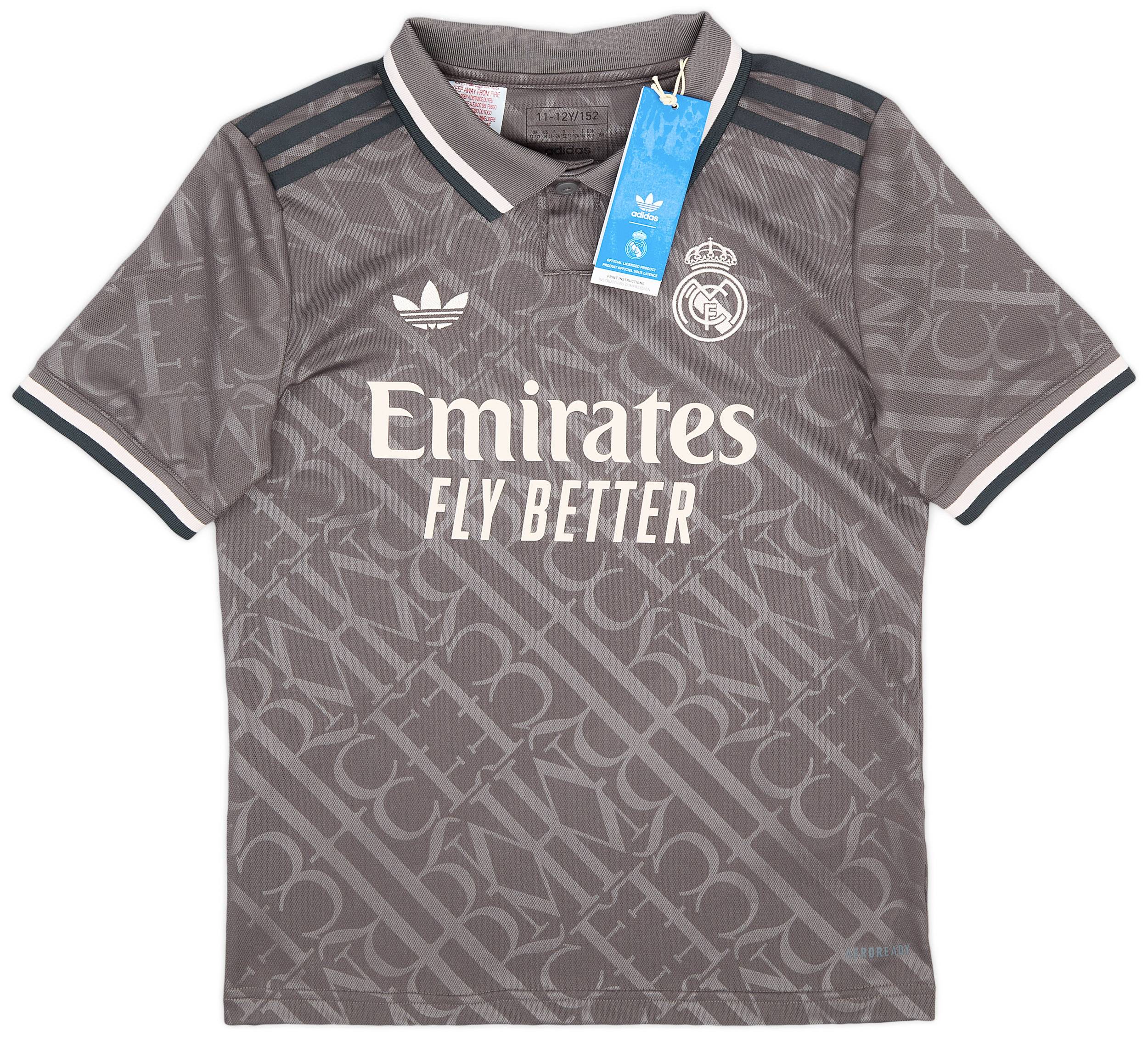 Classic real madrid shirt deals