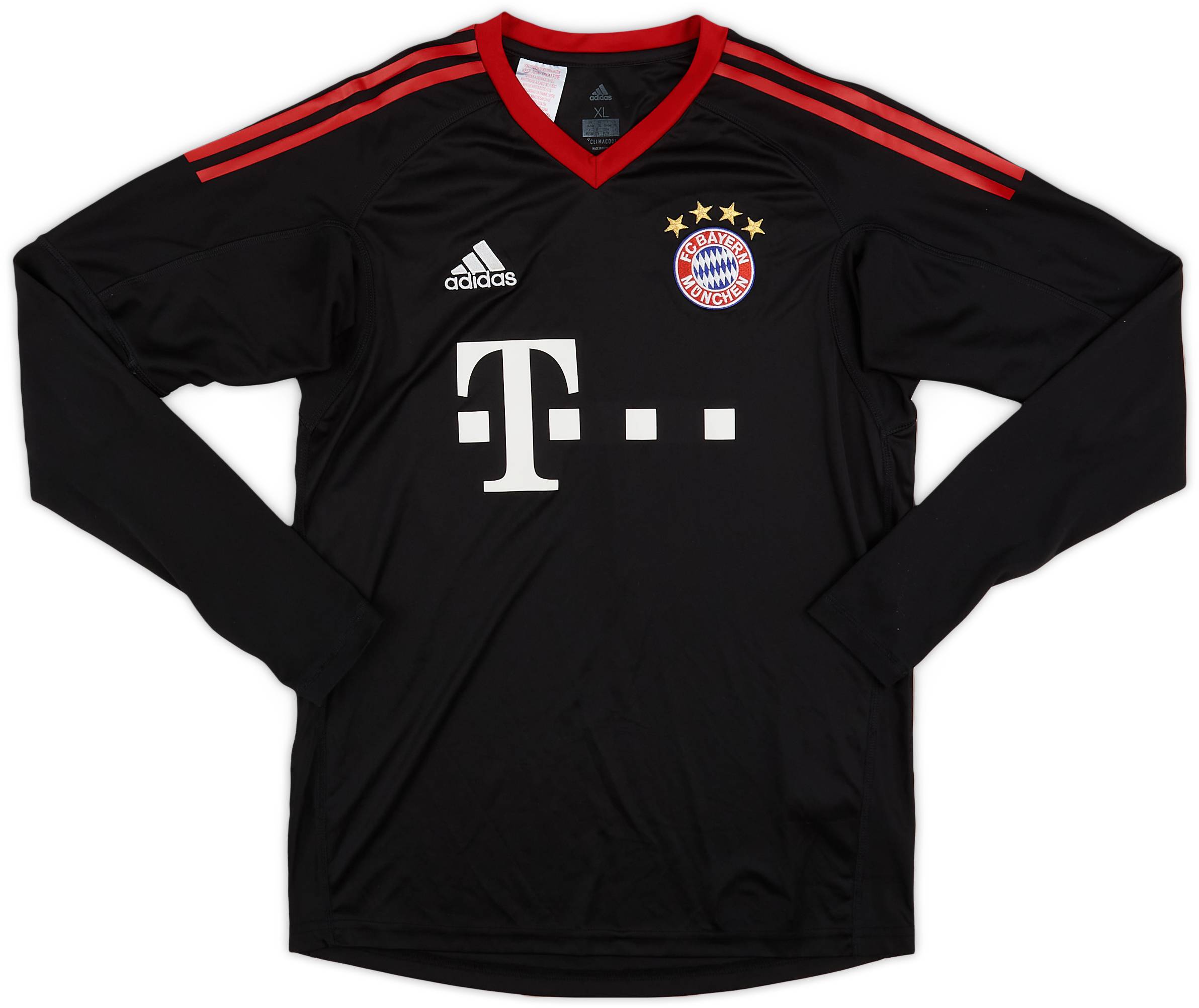 FC Bayern Munchenアディダス サッカーシャツ&パンツ上下セット黒 s-l1200.jpg