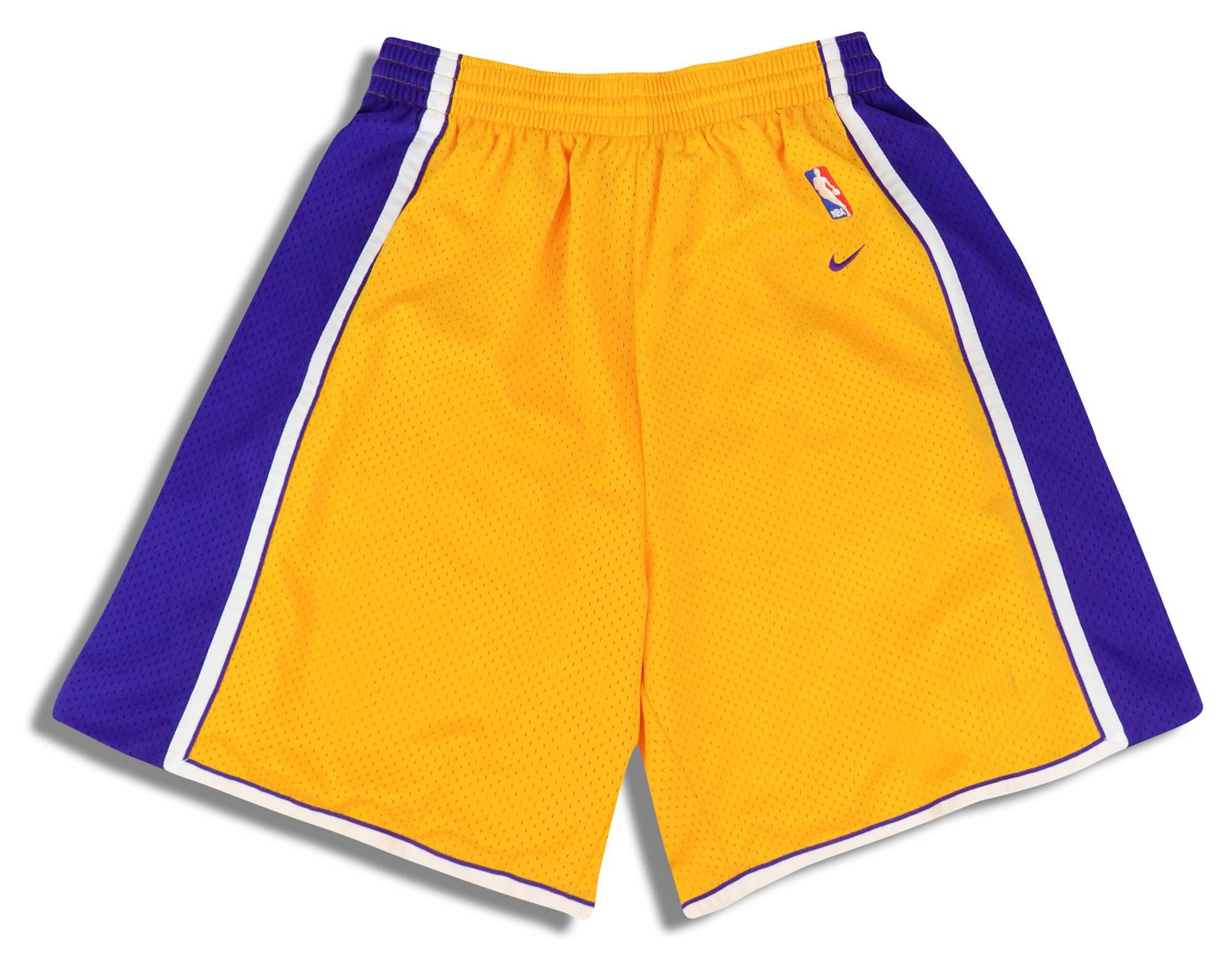 Nike lakers shorts deals