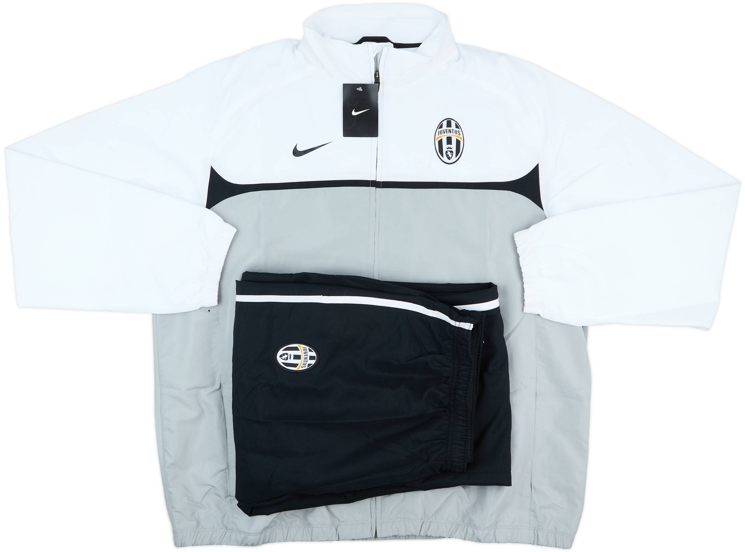 2010-11 Juventus Nike Tracksuit (XXL)