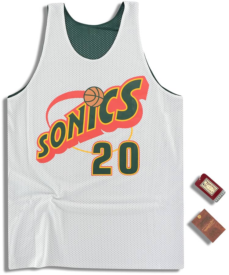 Amazon) Mitchell & Ness Seattle Sonics Payton #20 Reversible