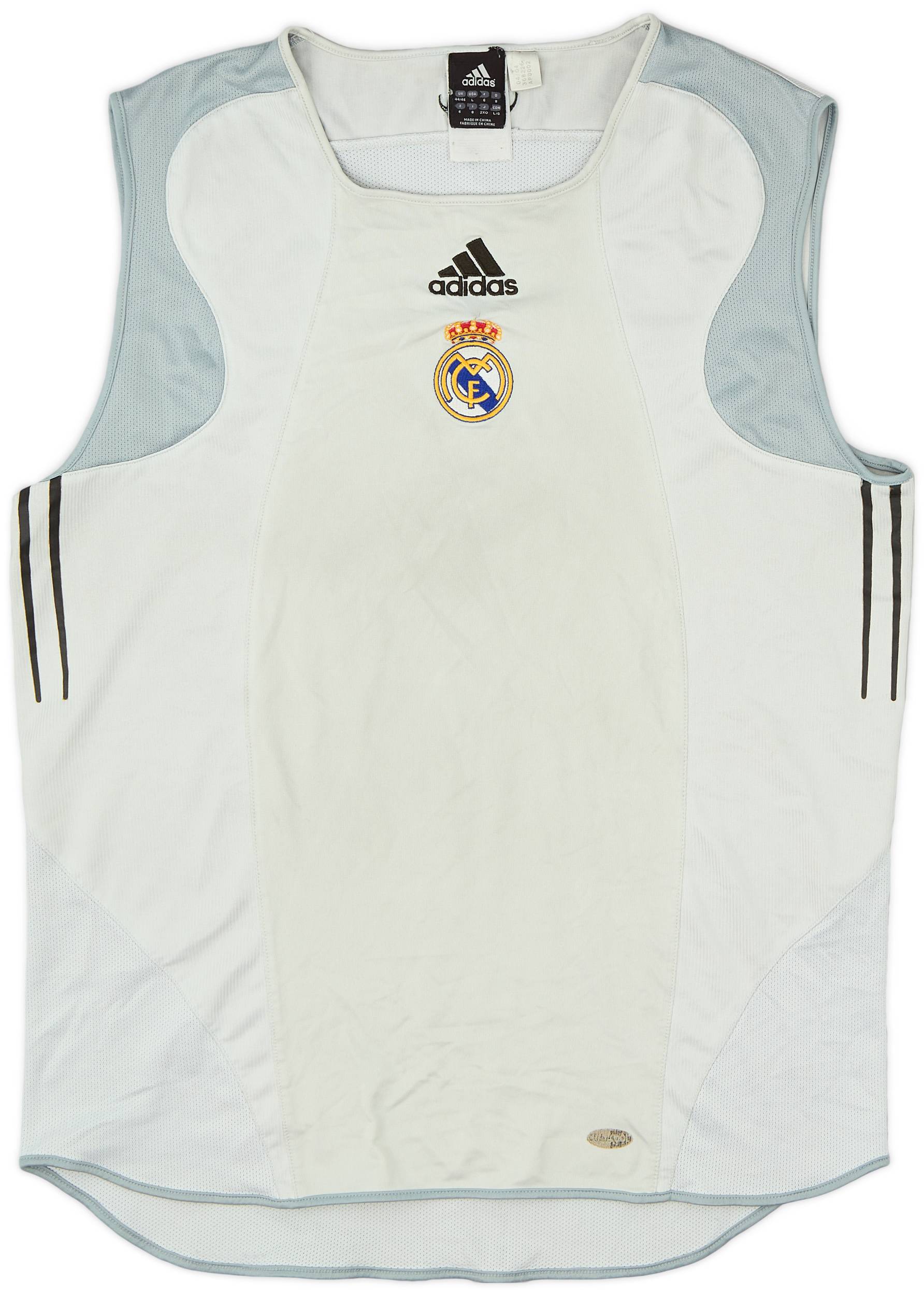 Real madrid training vest deals
