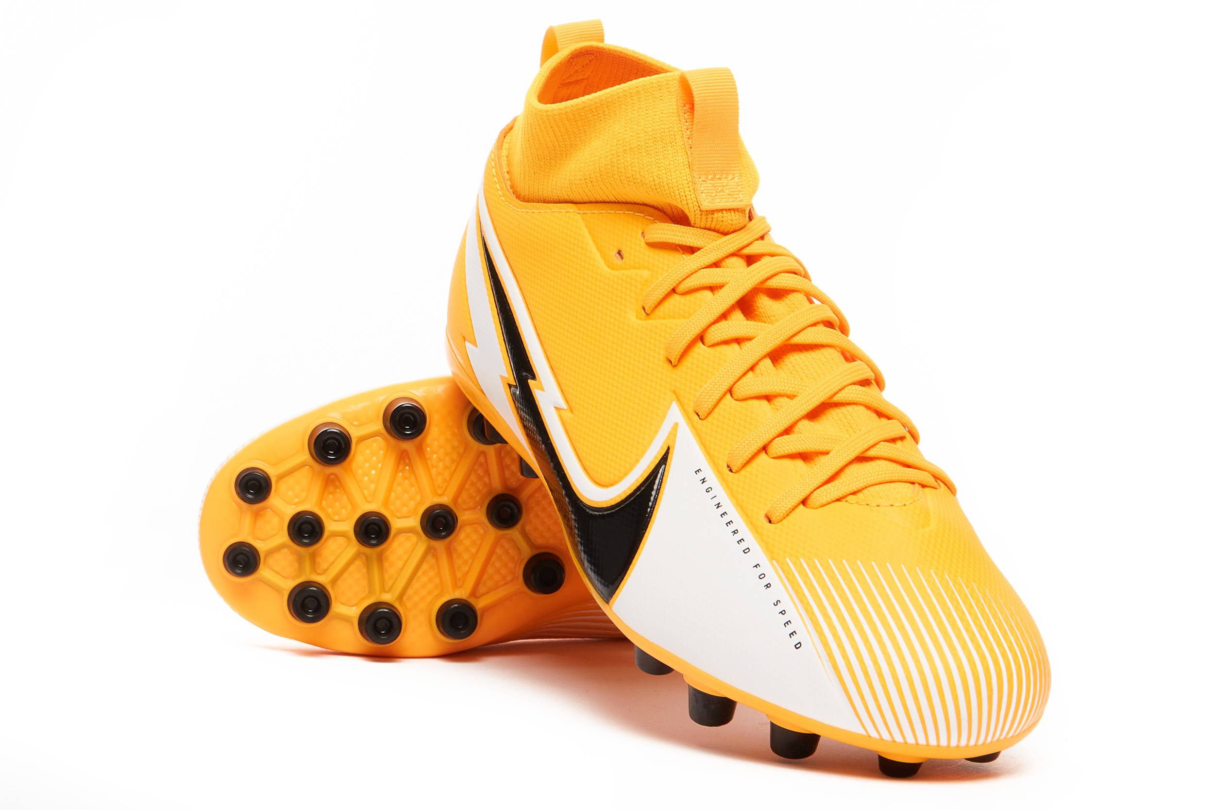 Yellow nike boots 2025