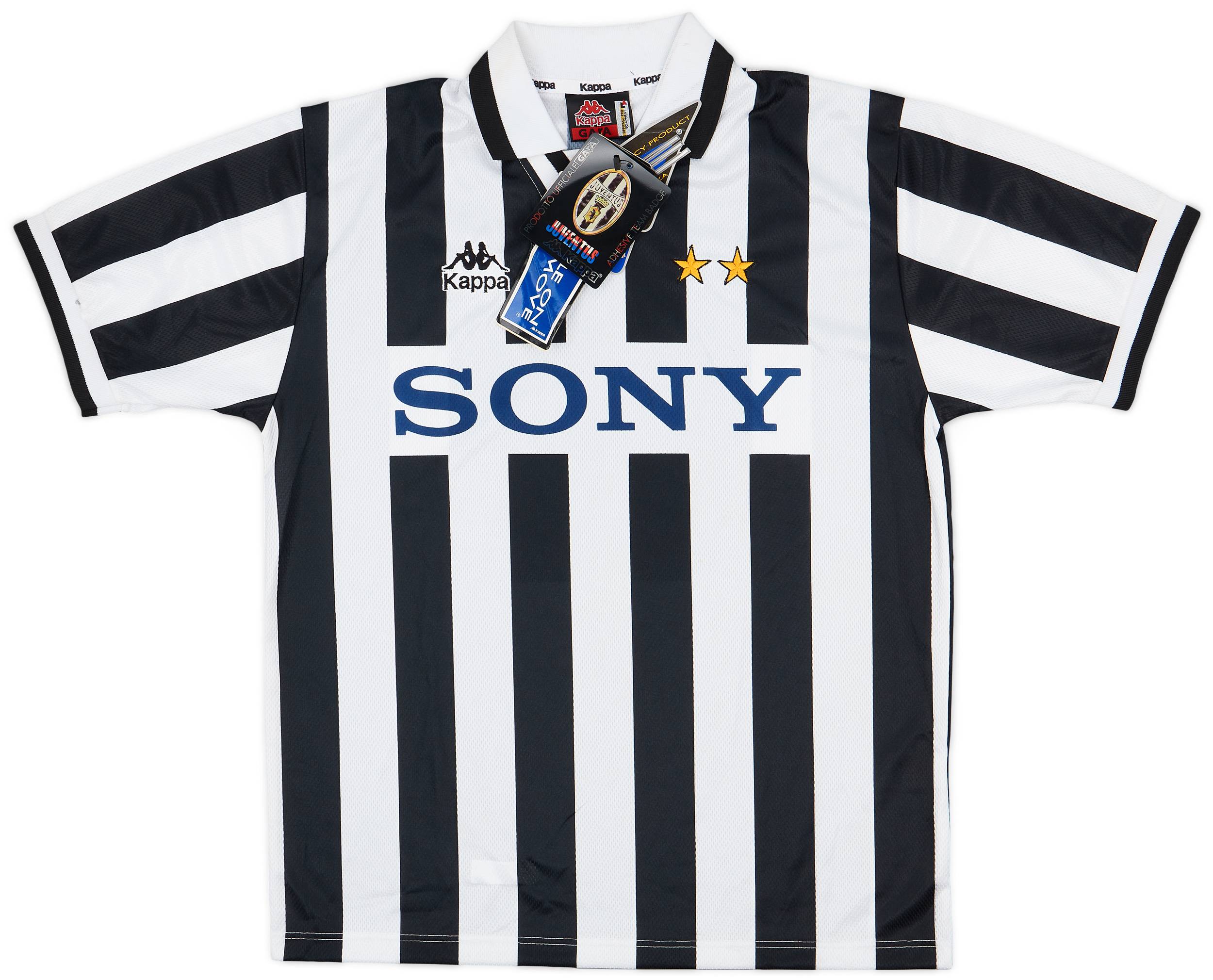 1995-97 Juventus Home Shirt (L)