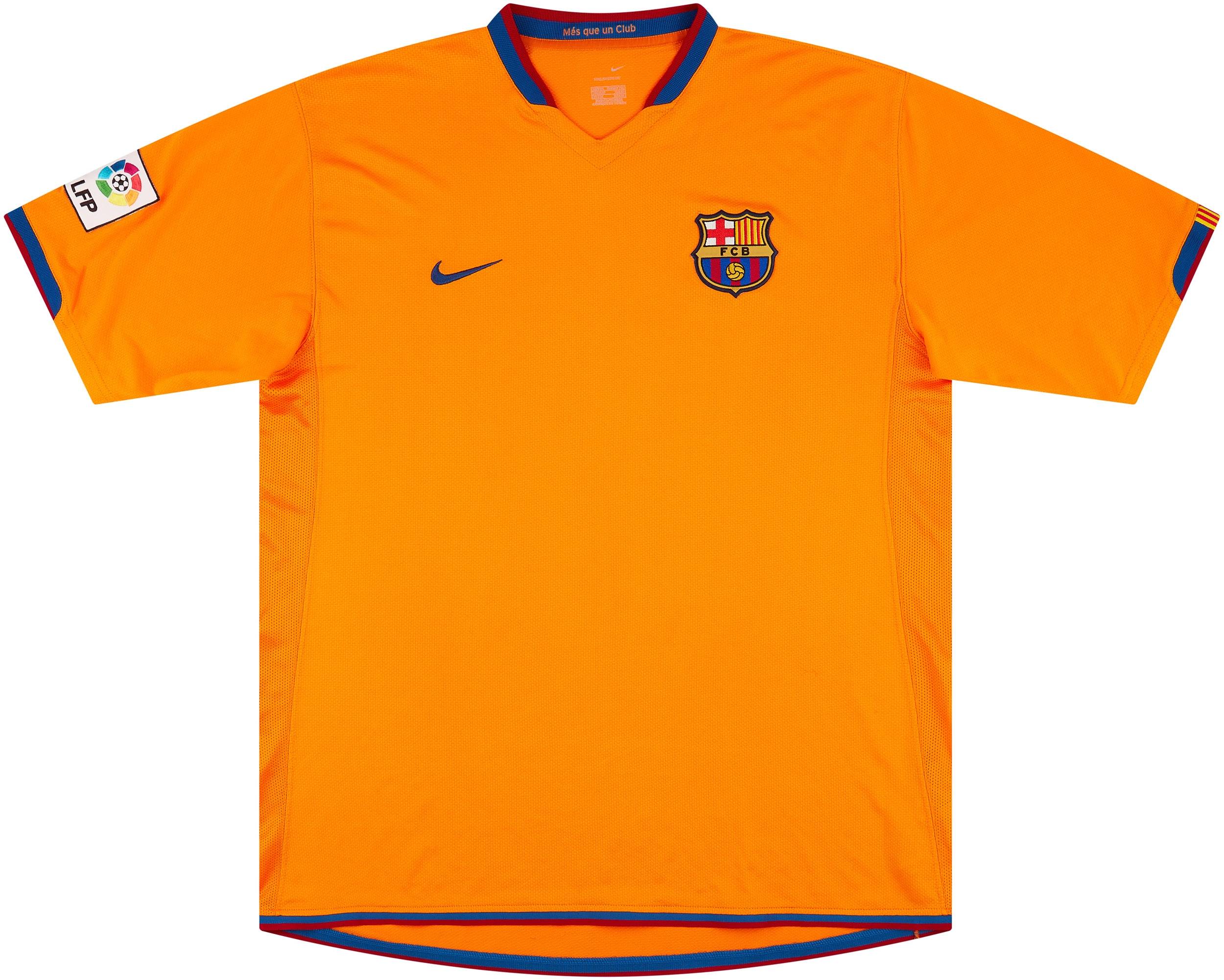 2006-08 Barcelona Away Shirt Messi #19