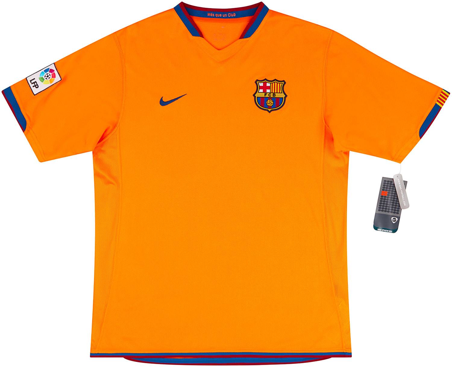 2006-08 Barcelona Away Shirt (L)