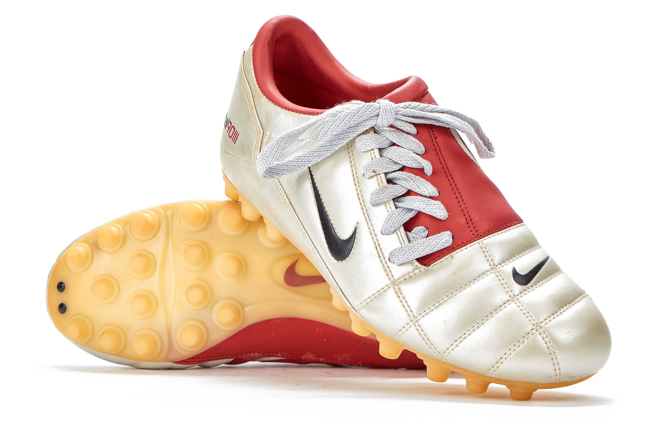 2004 Nike Total 90 III Football Boots In Box HG 6