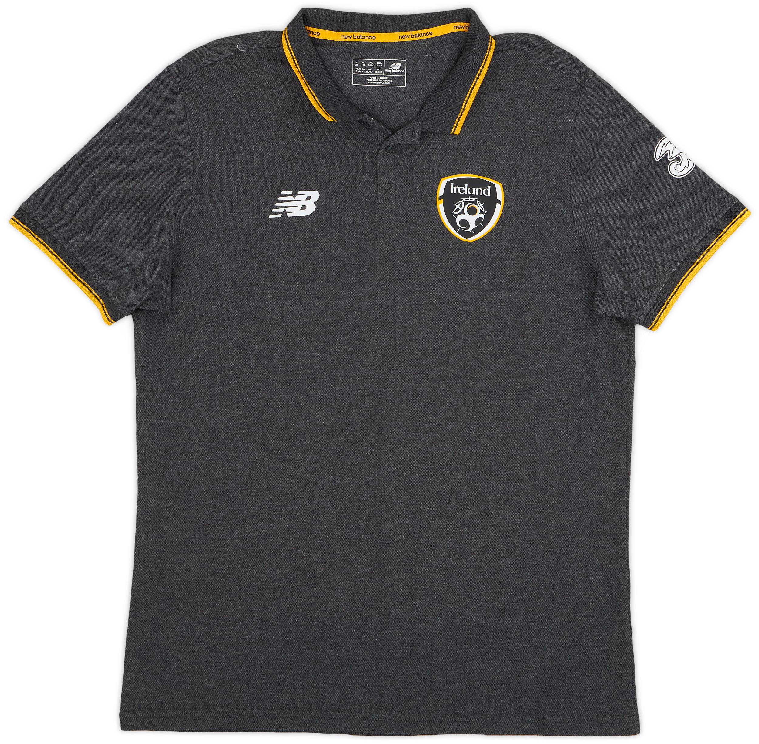 New balance polo store