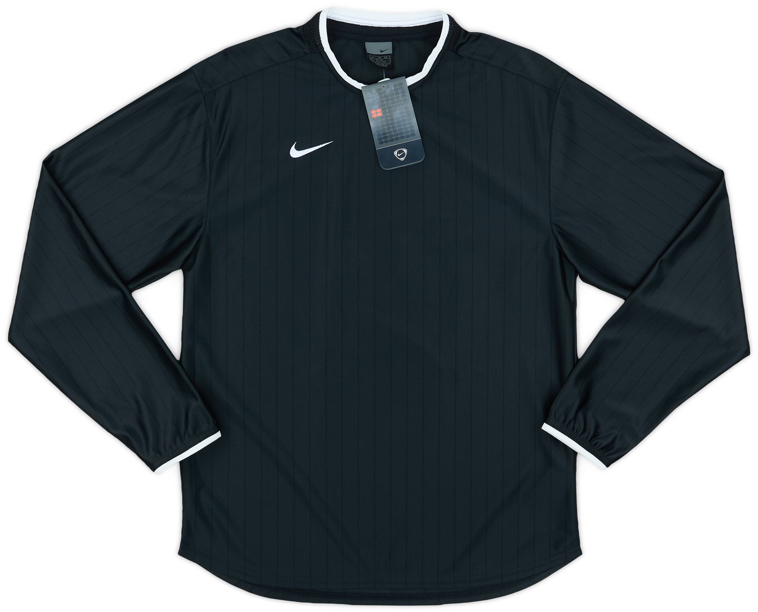 2005 06 Nike Template L S Shirt 9 10 XL.Kids