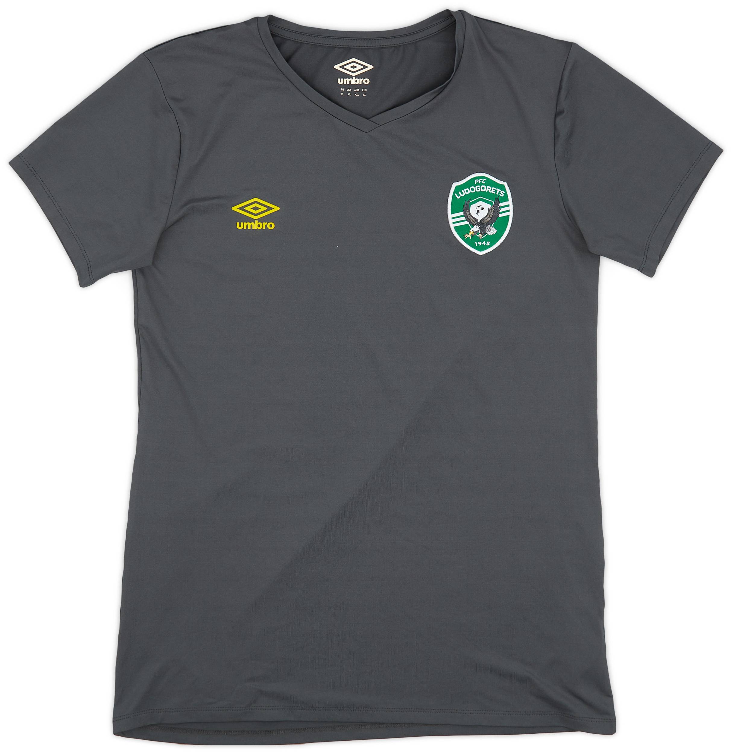 Umbro football training tops online