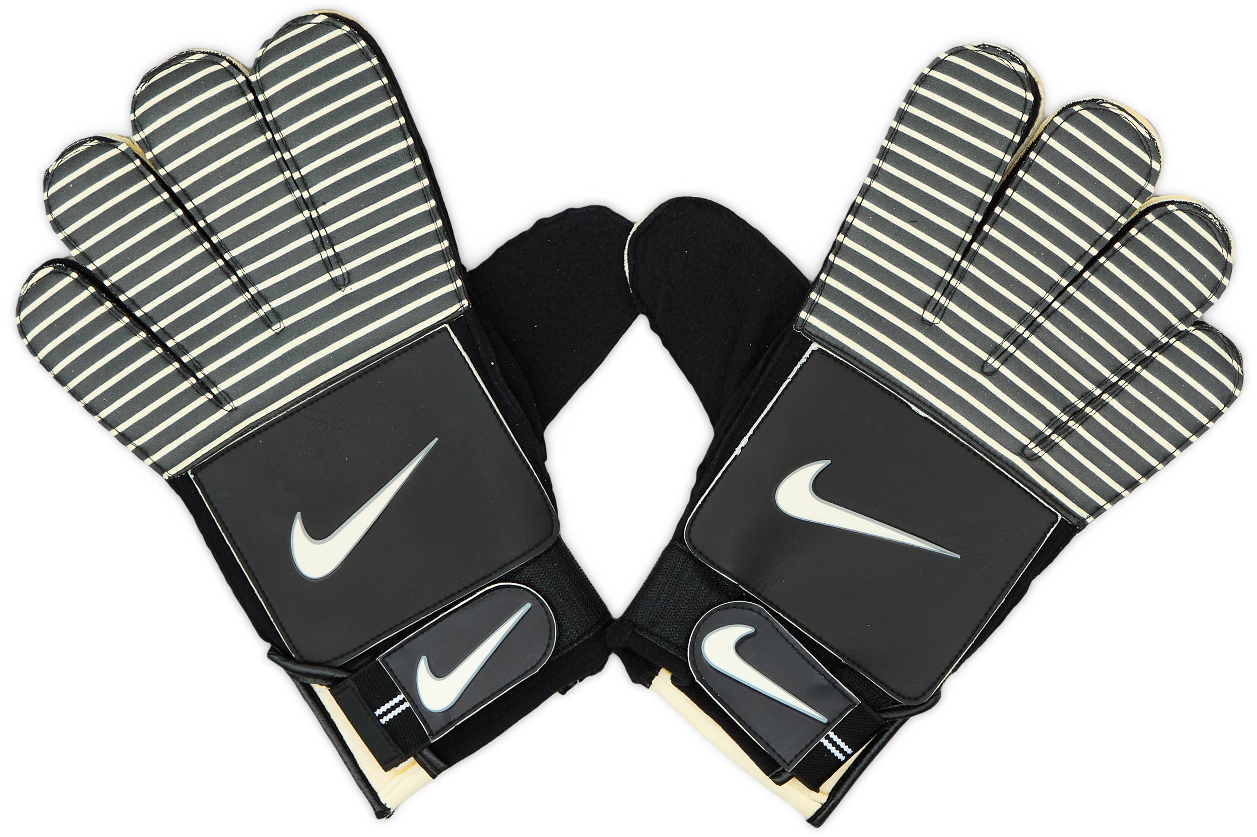 Size 12 goalkeeper gloves hot sale