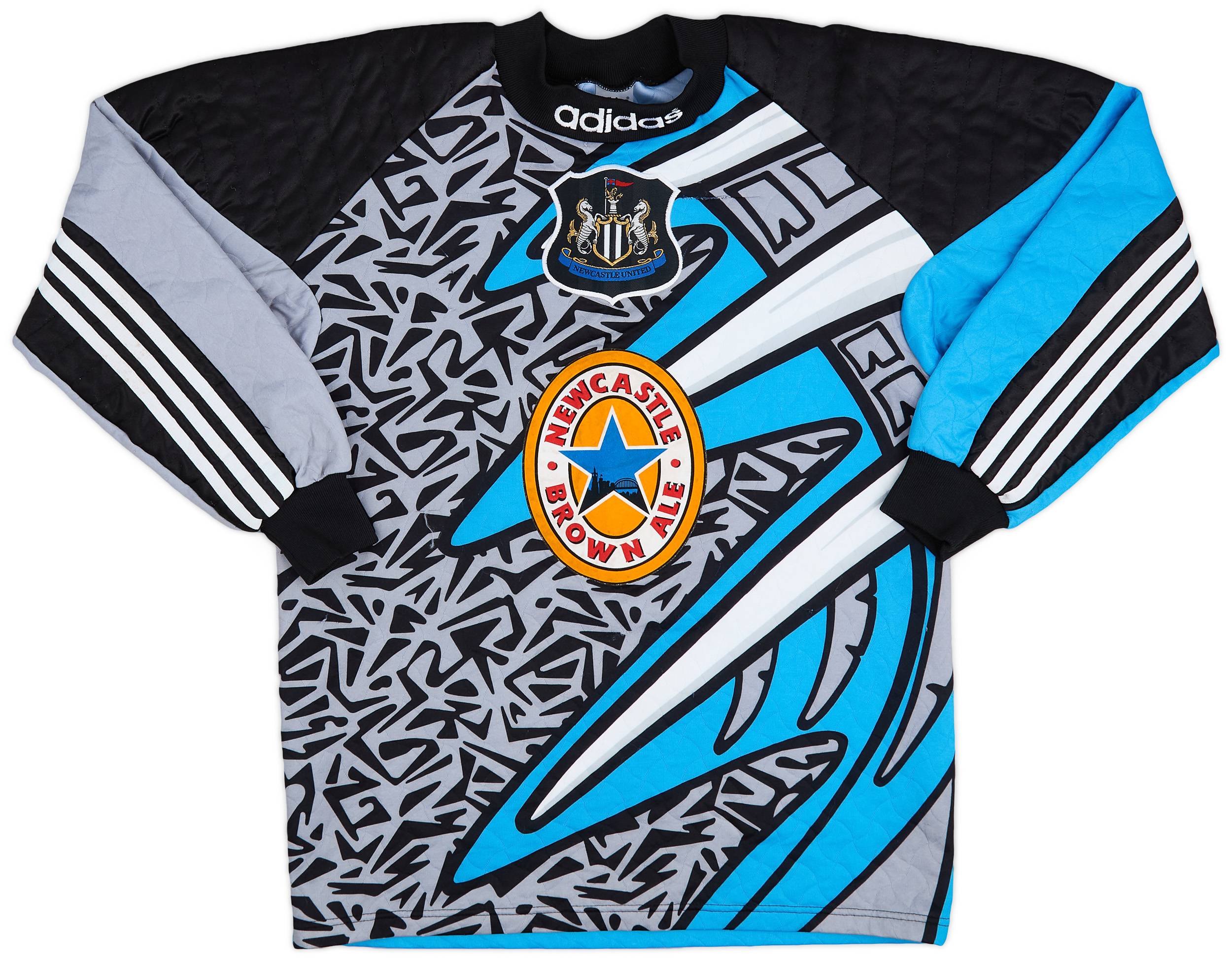 Nufc goalkeeper kit sales