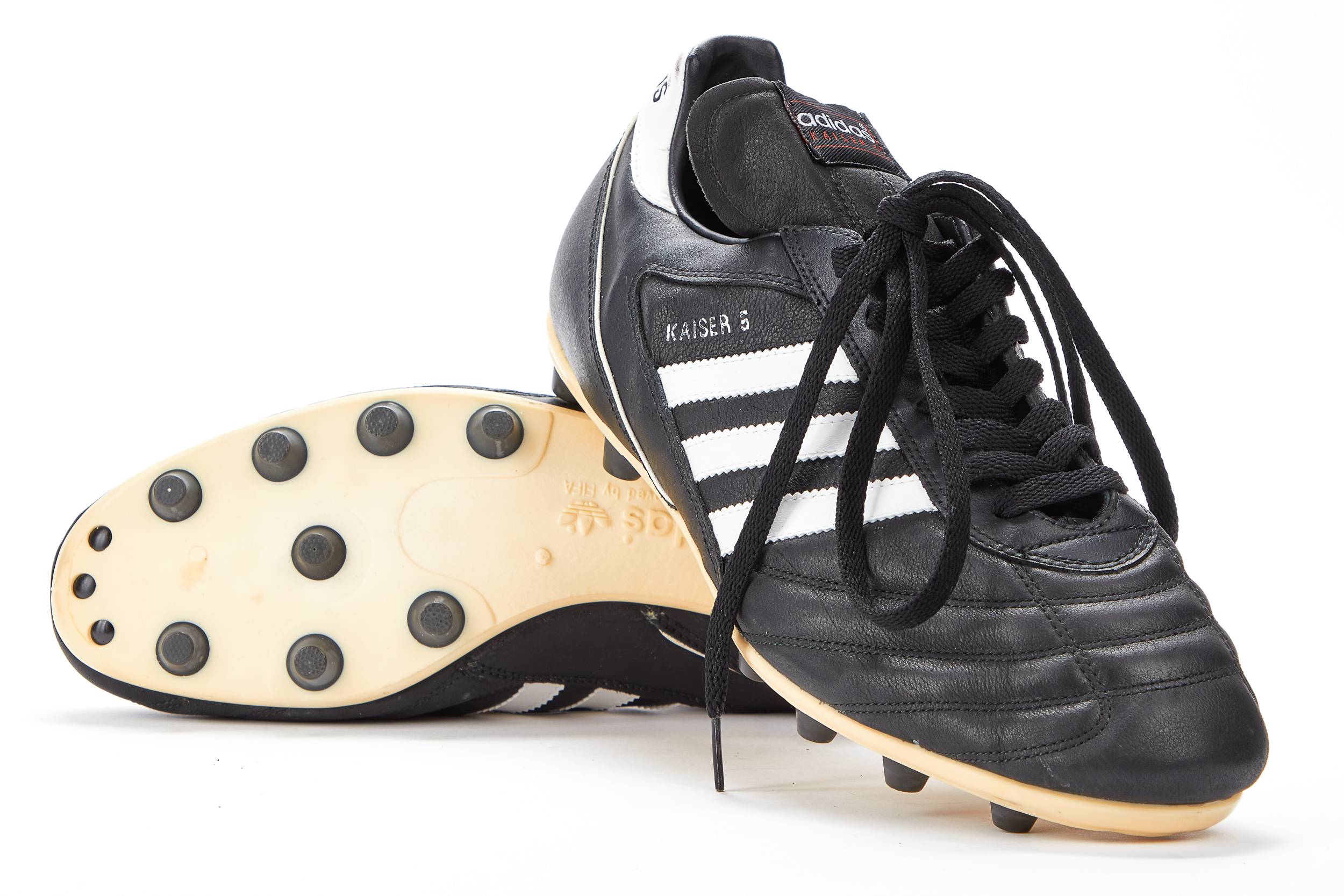 Kaiser football boots store