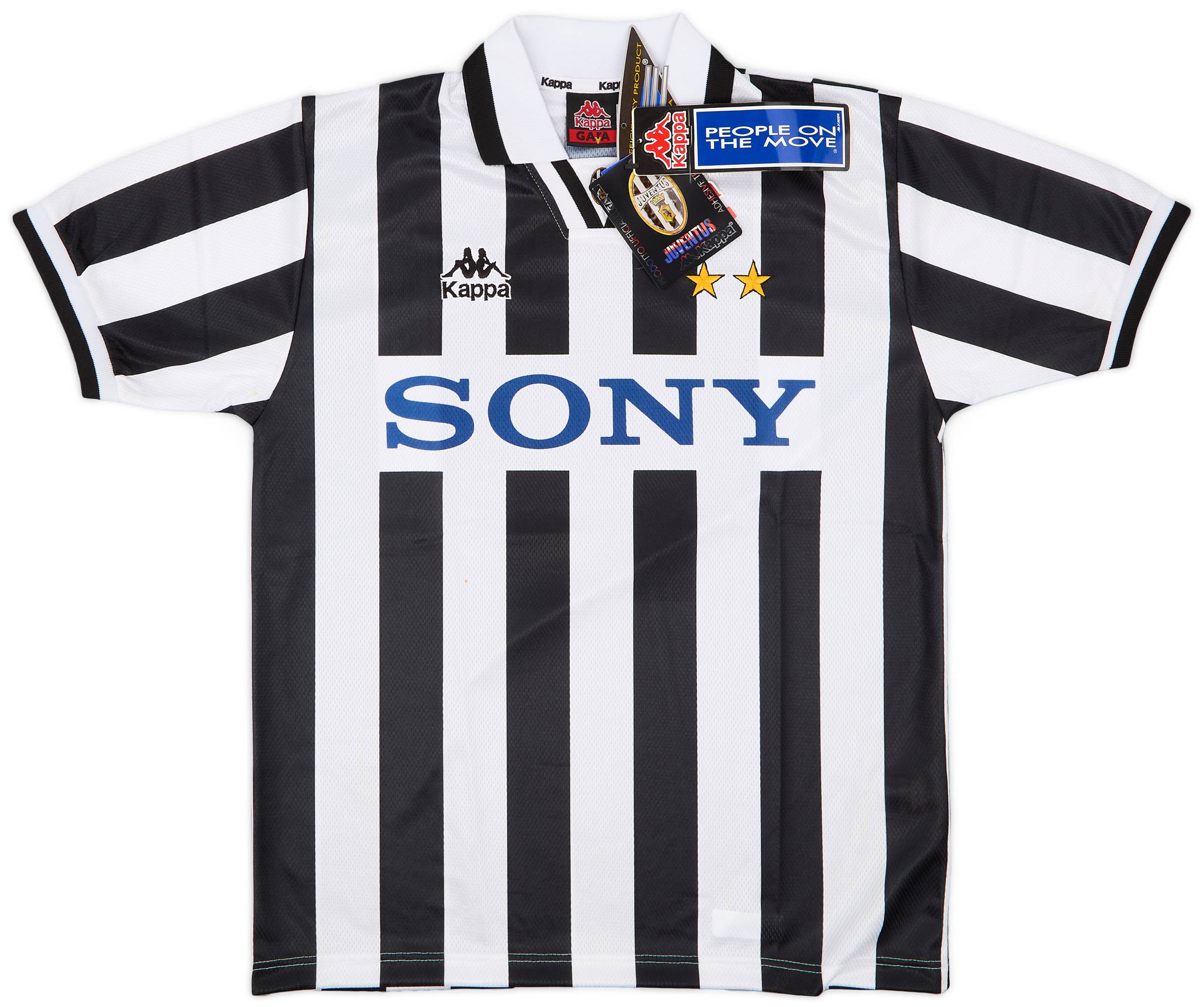 1995-97 Juventus Home Shirt (M)