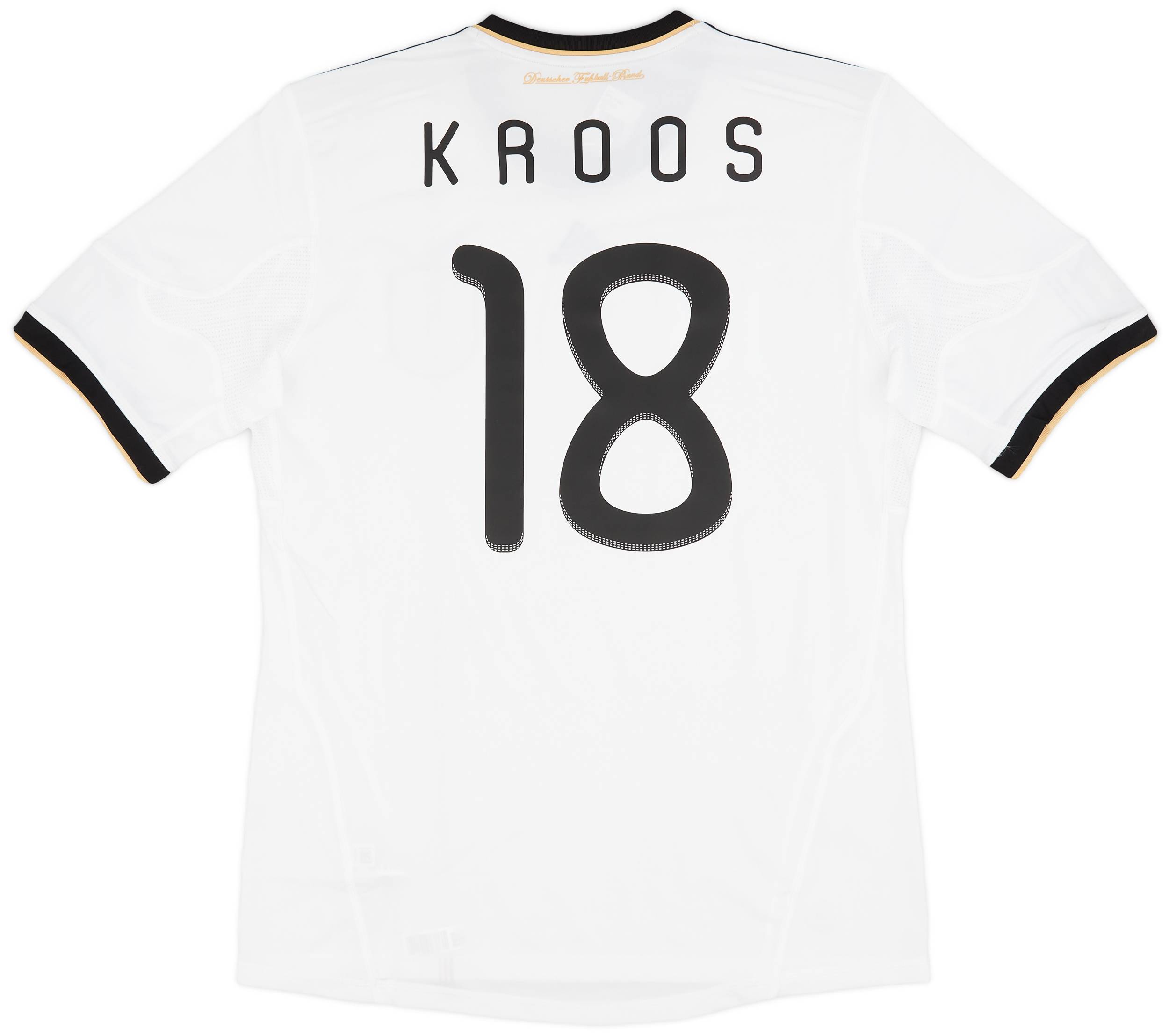2010-11 Germany Home Shirt Kroos #18 (L)