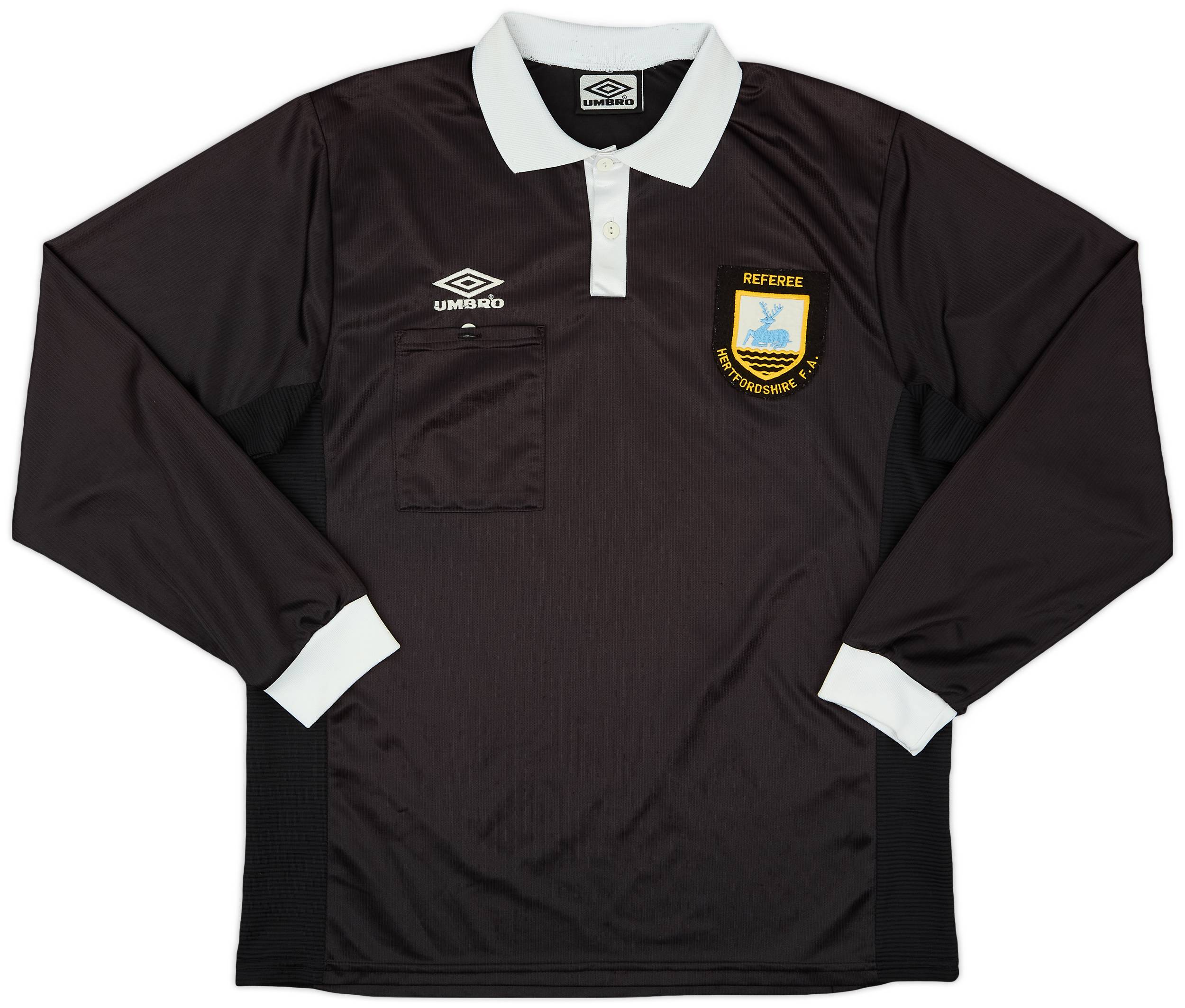 Umbro referee outlet