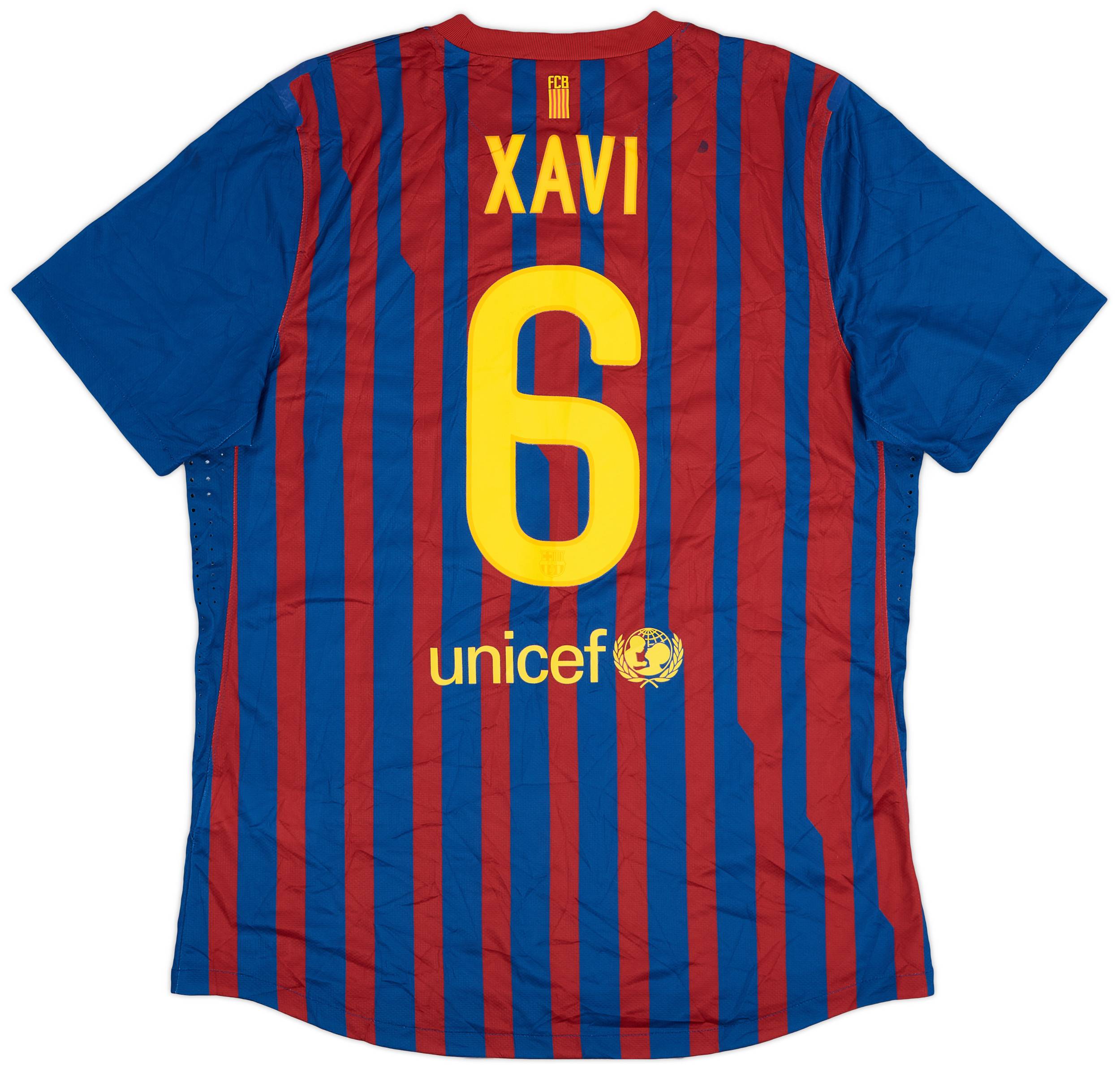 2011-12 Barcelona Authentic Home Shirt Xavi #6 - 8/10 - (XL)