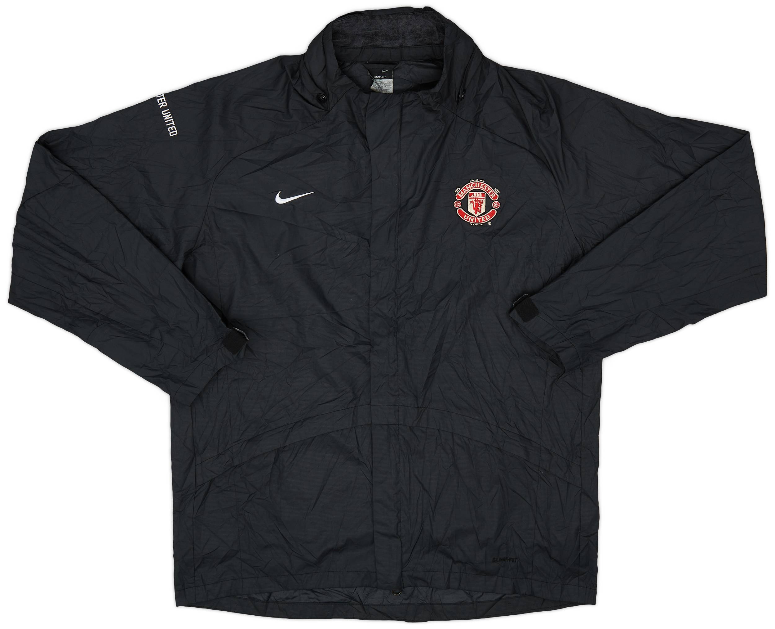 Man utd rain jacket clearance