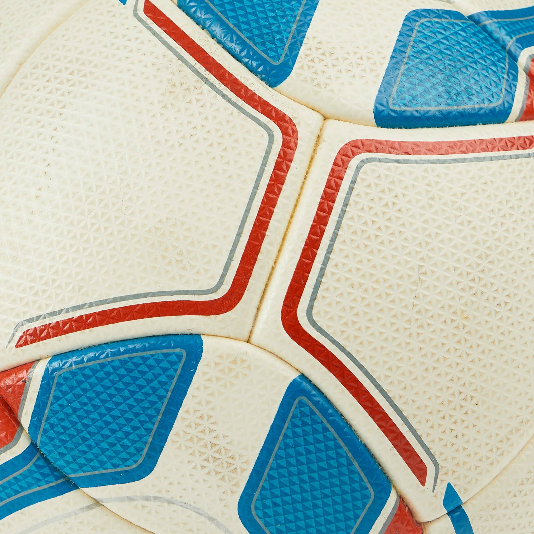 adidas torfabrik サッカーボール Bundesliga adidas Football Torfabrik Competition Bundesliga - White