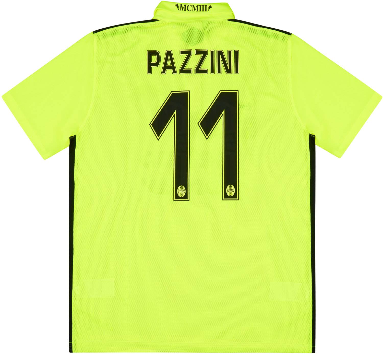 2015-16 Hellas Verona Third Shirt Pazzini #11