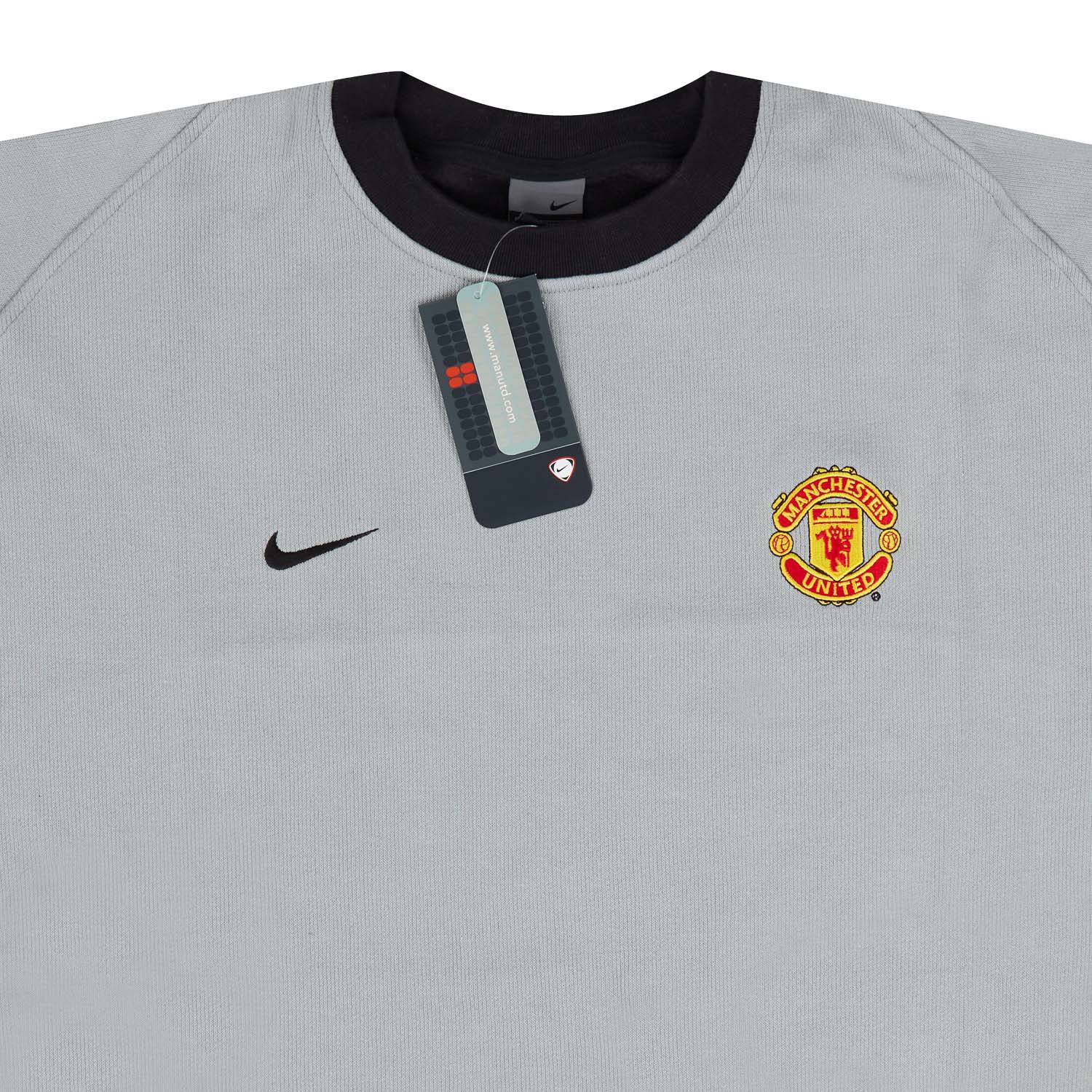 2003-04 Manchester United Nike Training Sweat Top