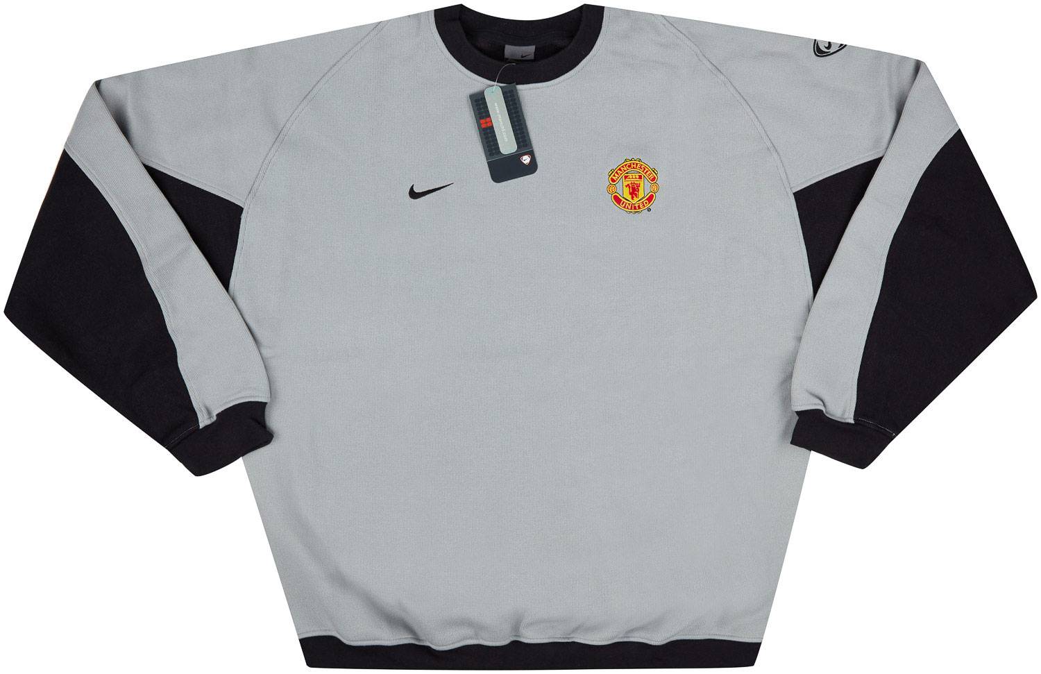 2003-04 Manchester United Nike Training Sweat Top