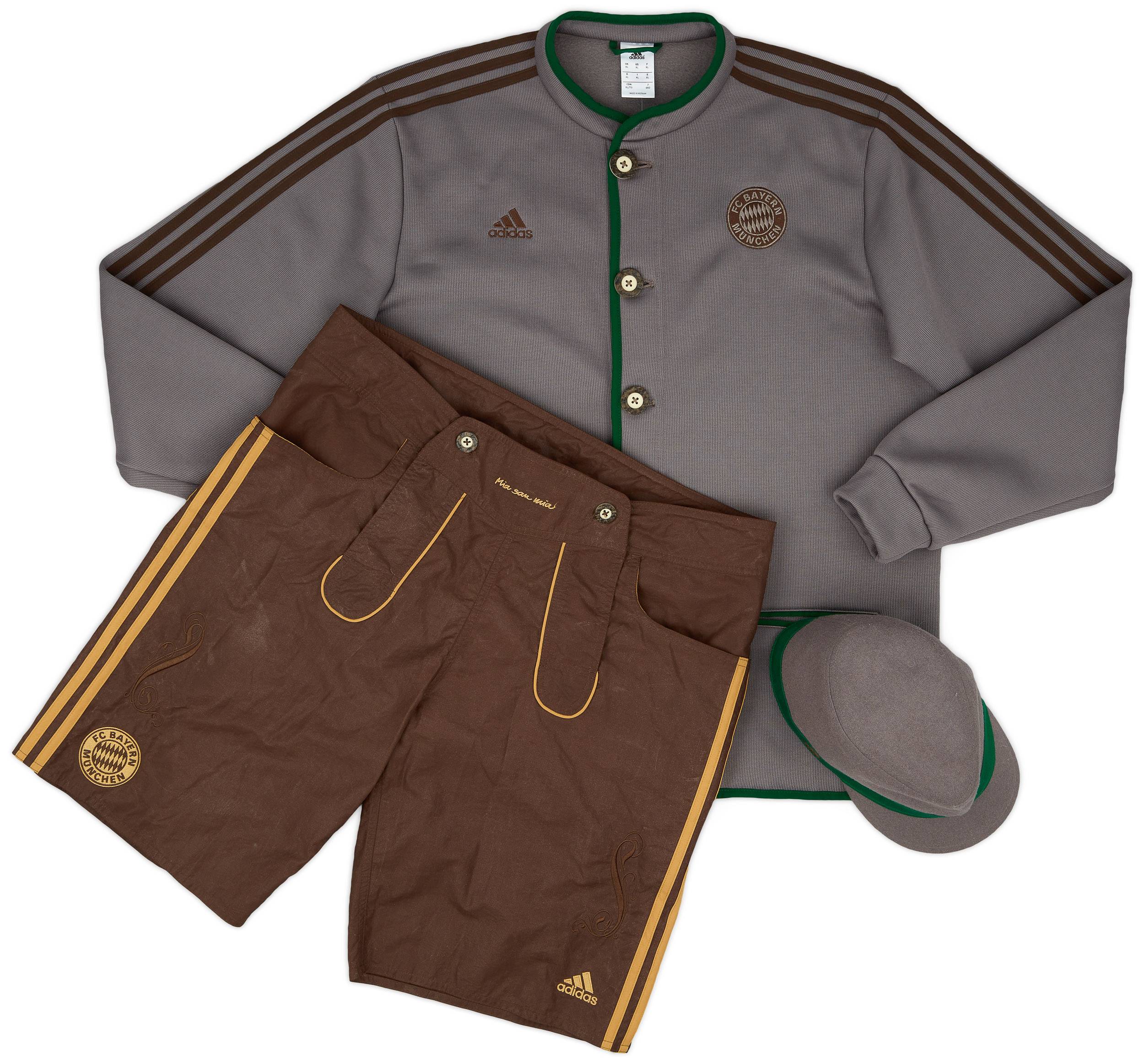 2013-14 Bayern Munich adidas Oktoberfest Set (XL)