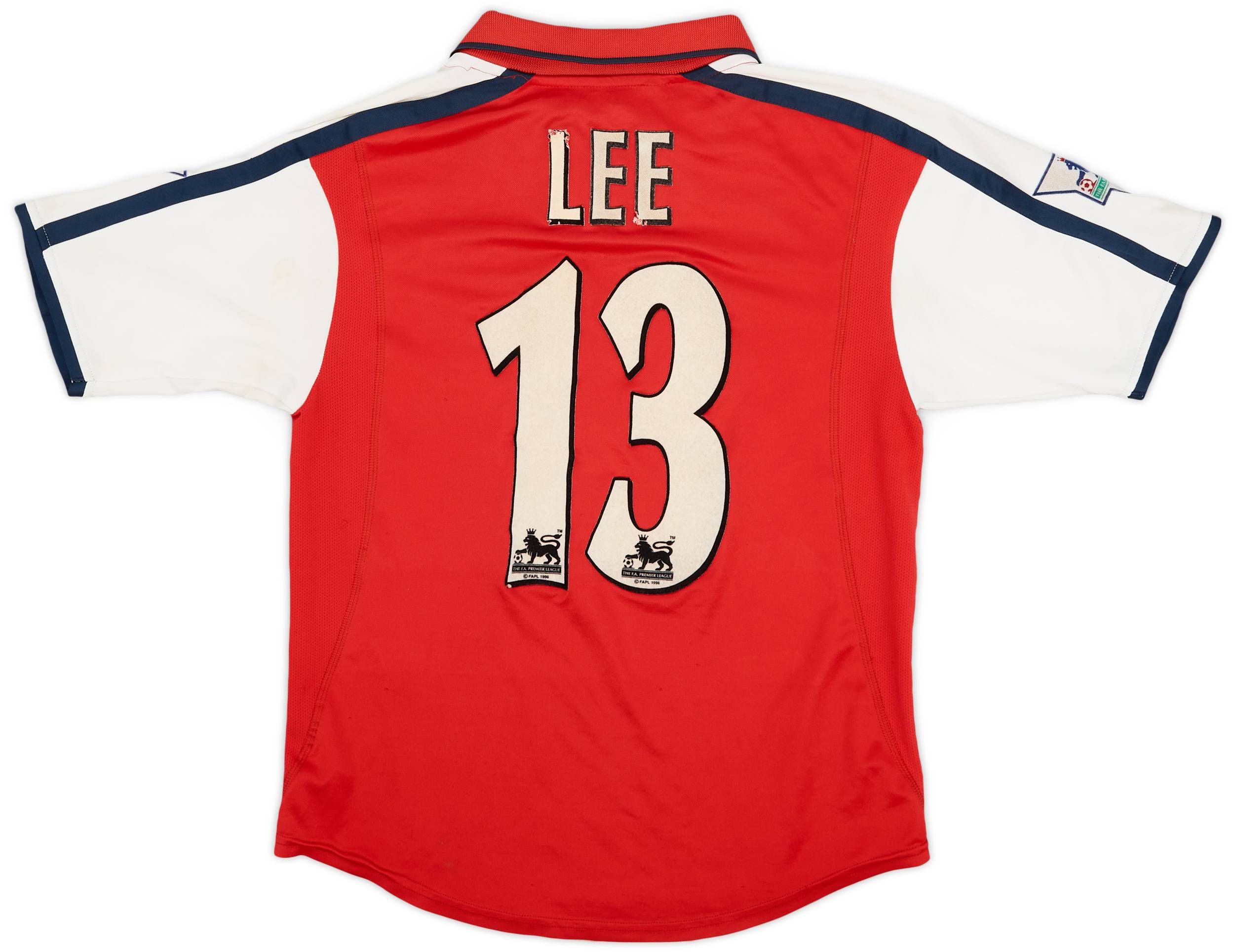 2000 arsenal kit shop