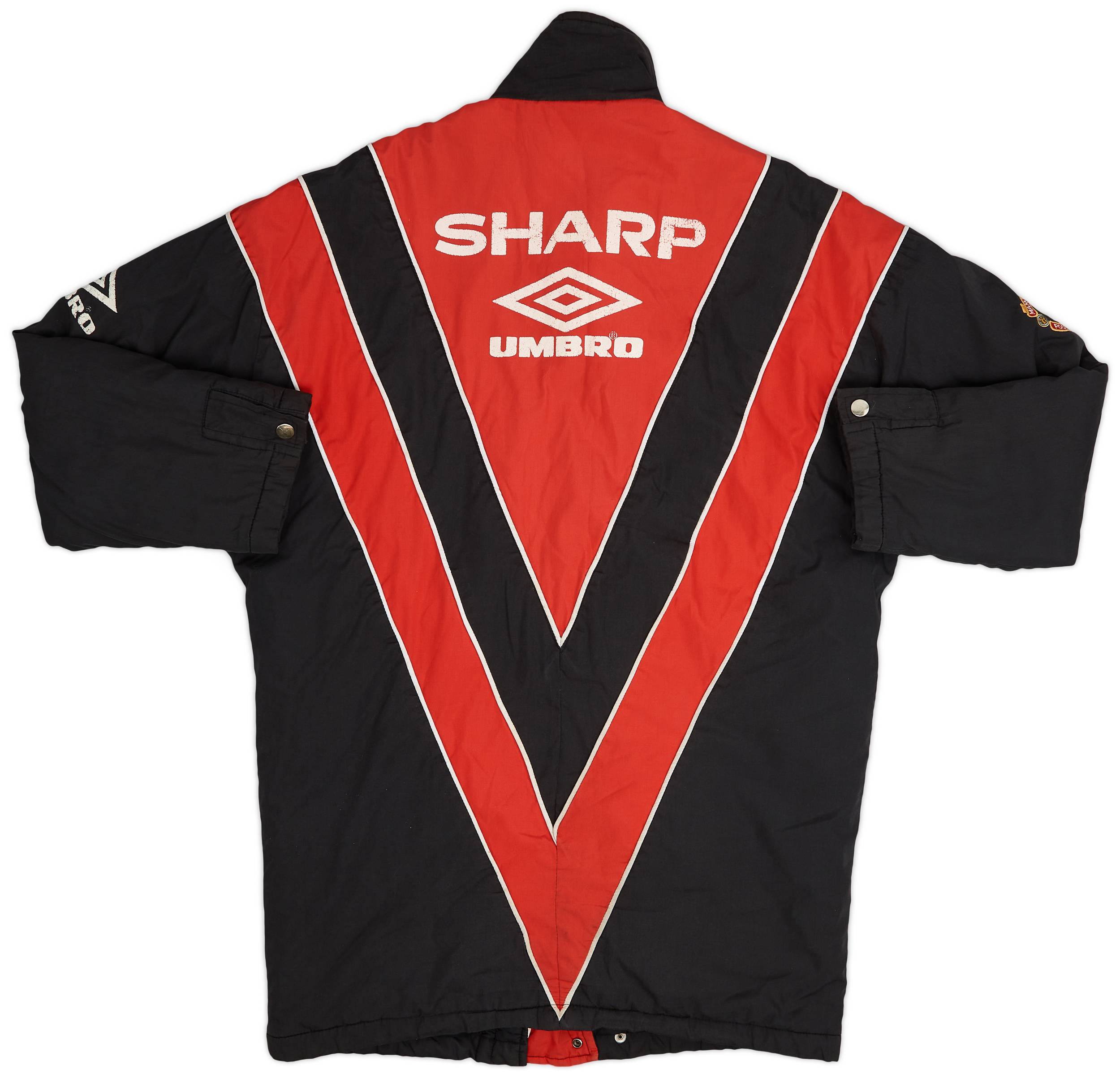 ウェア 90S VINTAGE UMBRO soccer BENCH COAT M 1992-93 Manchester United Umbro Padded Bench Coat - 6/10 - (M)