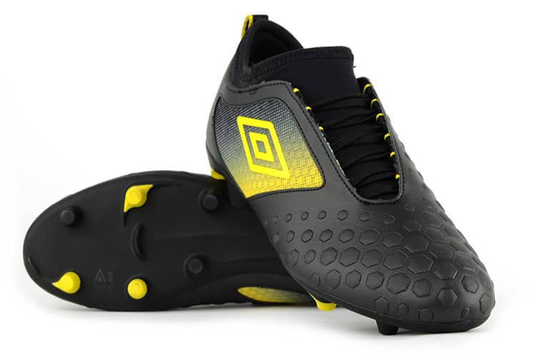 Umbro football boots 2018 hotsell