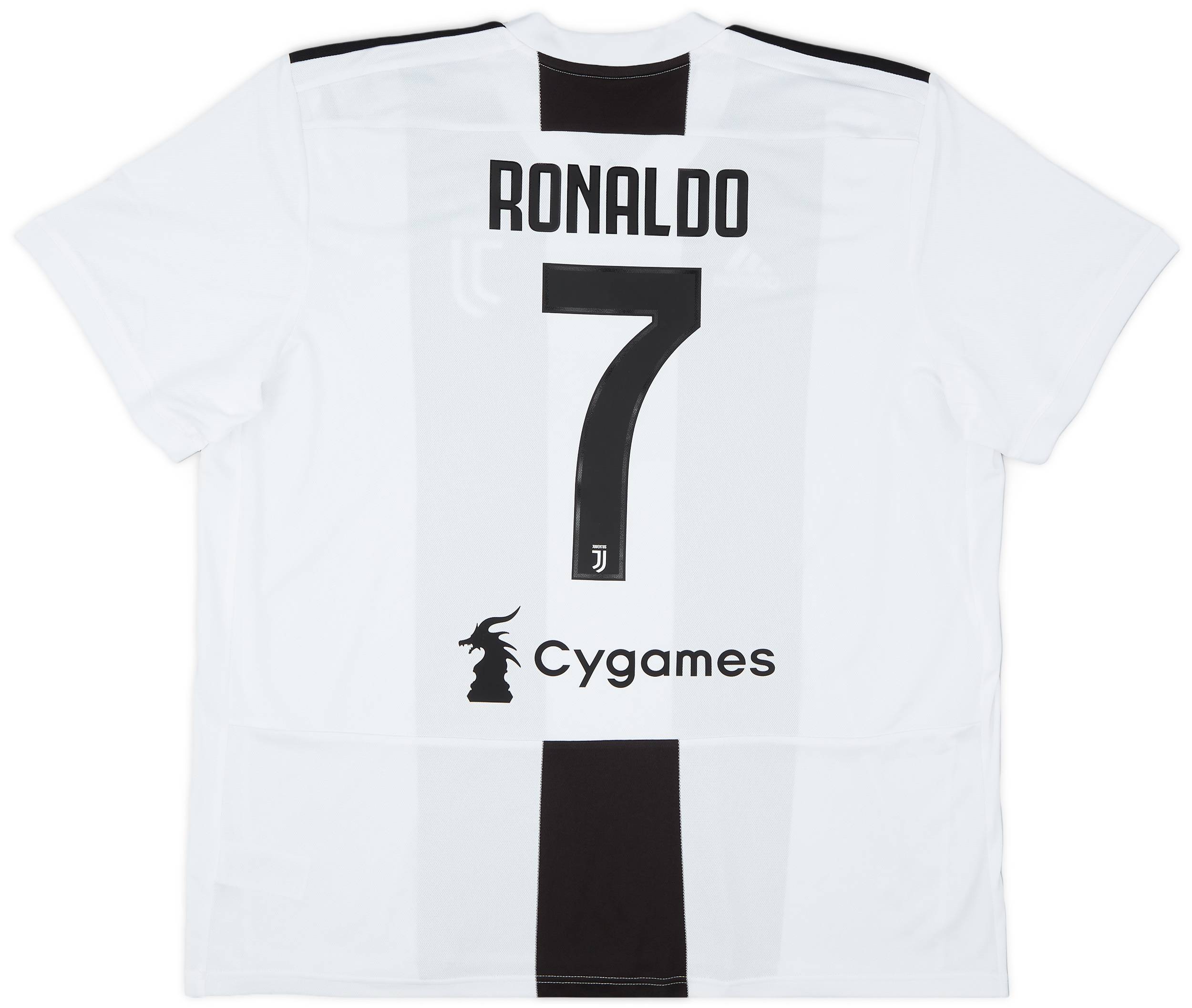 Ronaldo in juventus shirt discount