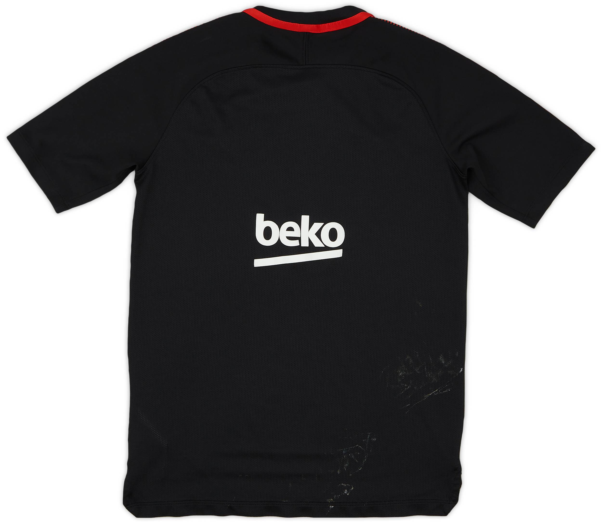 FC Barcelona Nike シャツ FC Barcelona Men's Nike Soccer T-Shirt. Nike.com