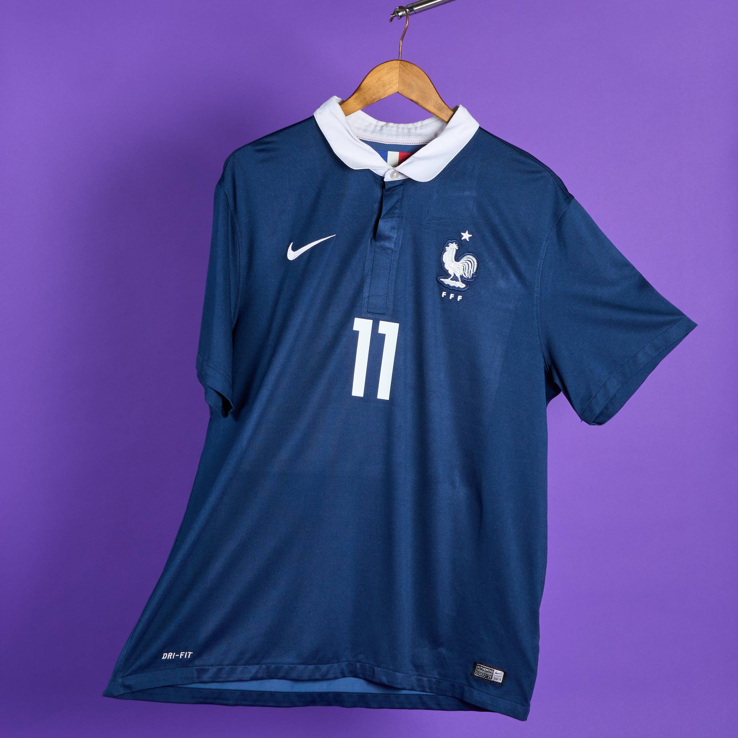 2014-15 France Home Shirt Griezmann #11