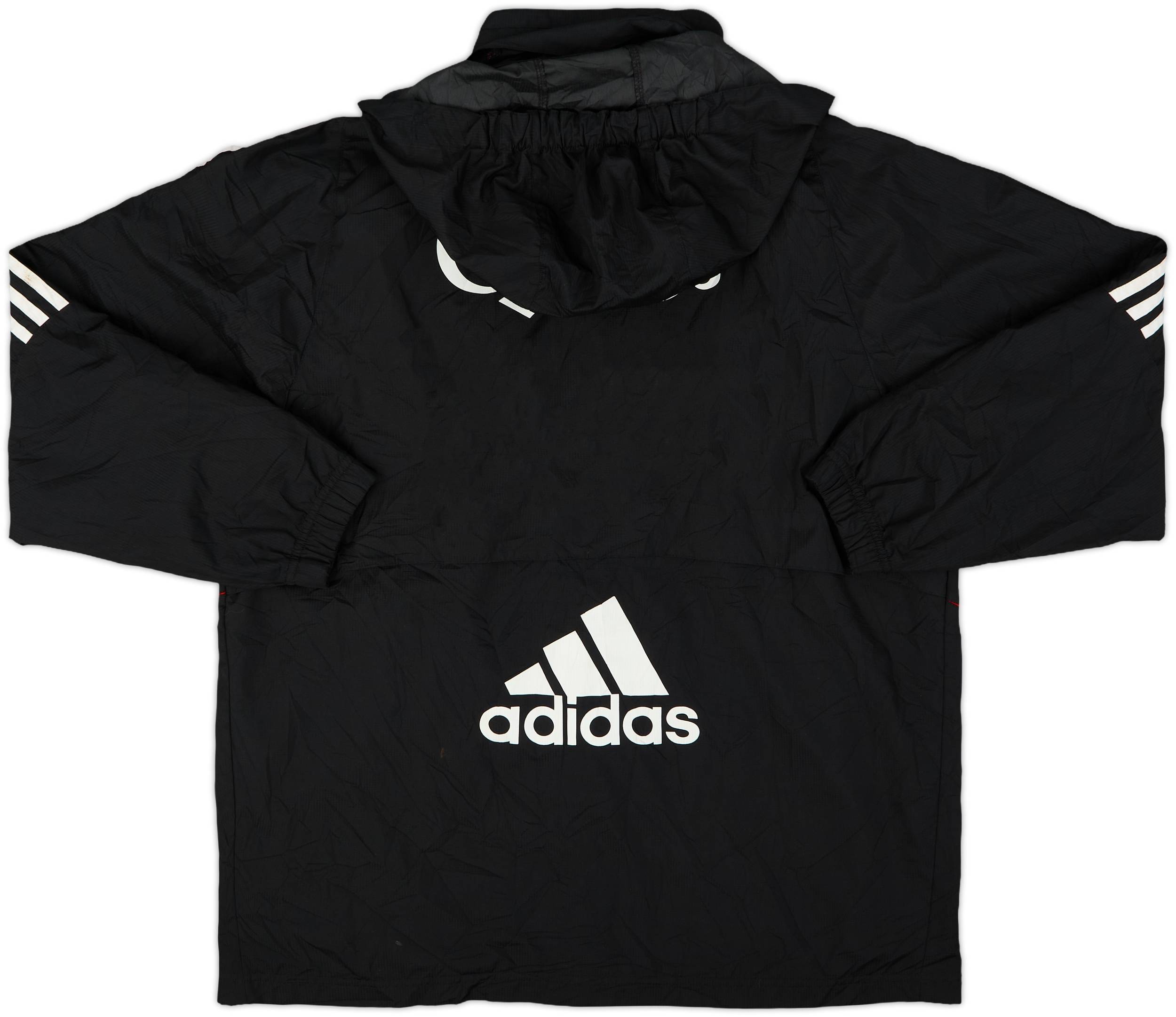 Had ley 1760 レプリカ London Buy Nike Dark Green Revolution 7 Road Running Trainers from