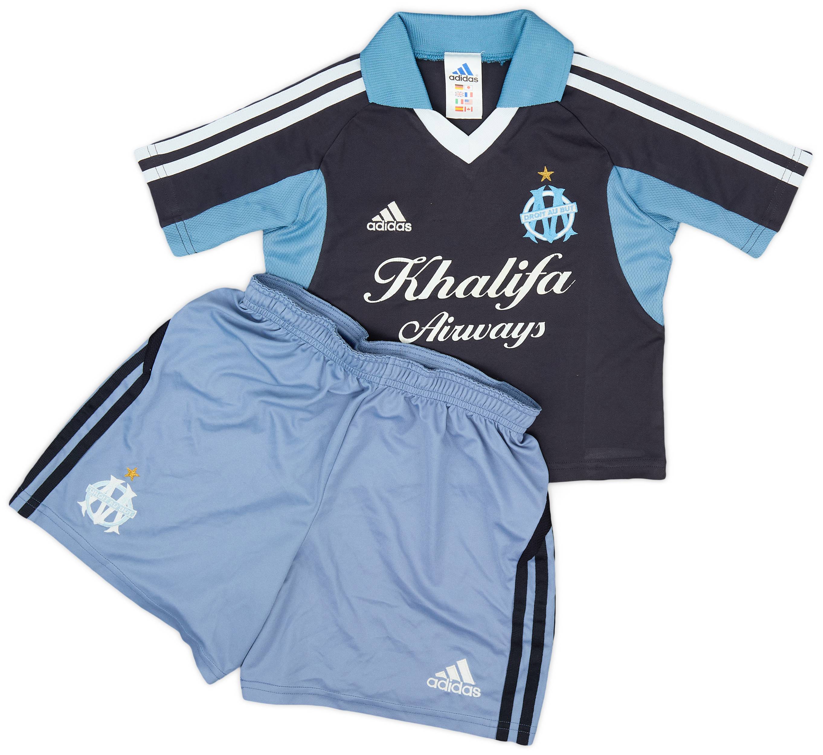 oasisファン必携 97-99 マンCフットボールシャツ Made in UK Oasis 30th Anniversary Japan Exclusive Football Jersey Shirt