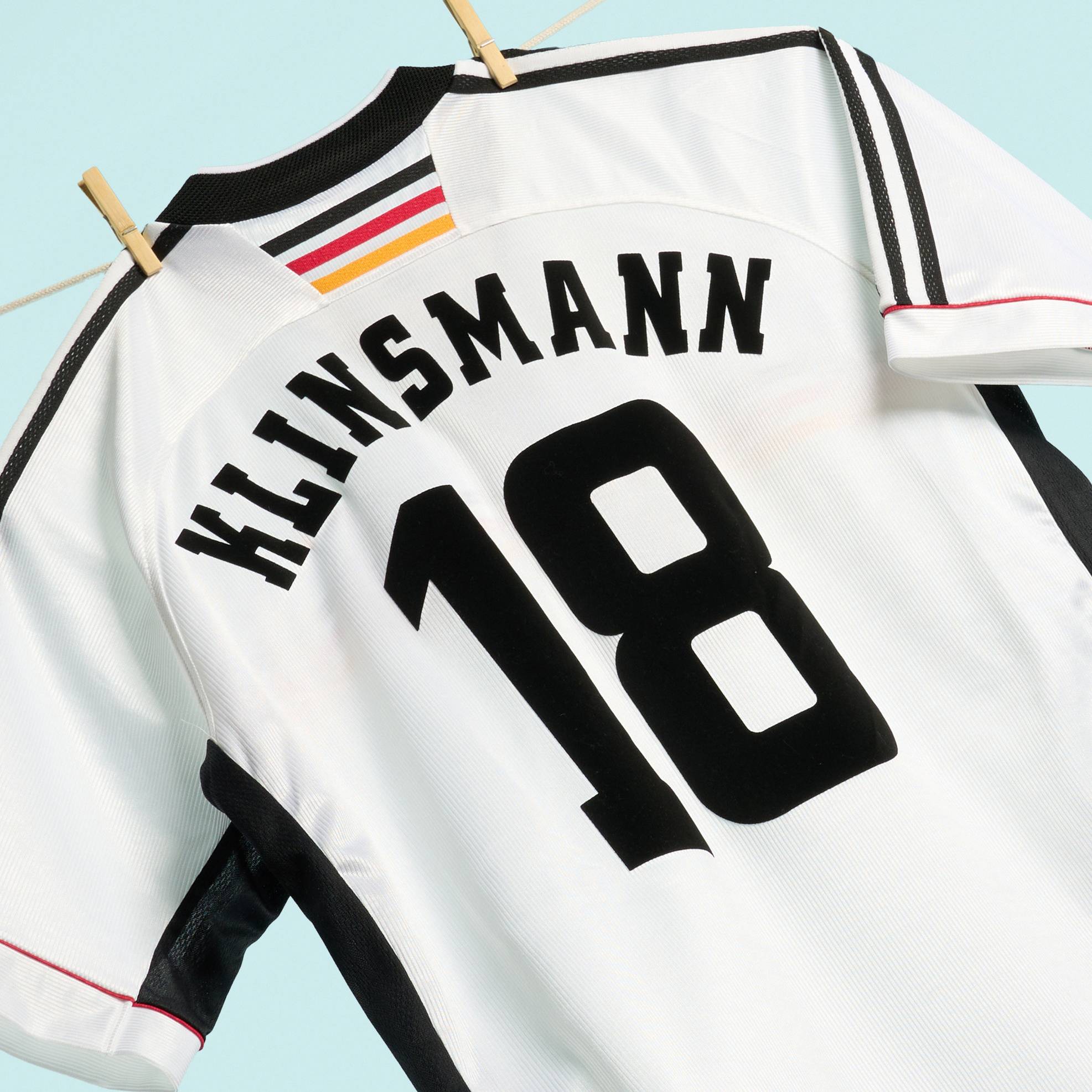 1998-00 Germany Home Shirt Klinsmann #18