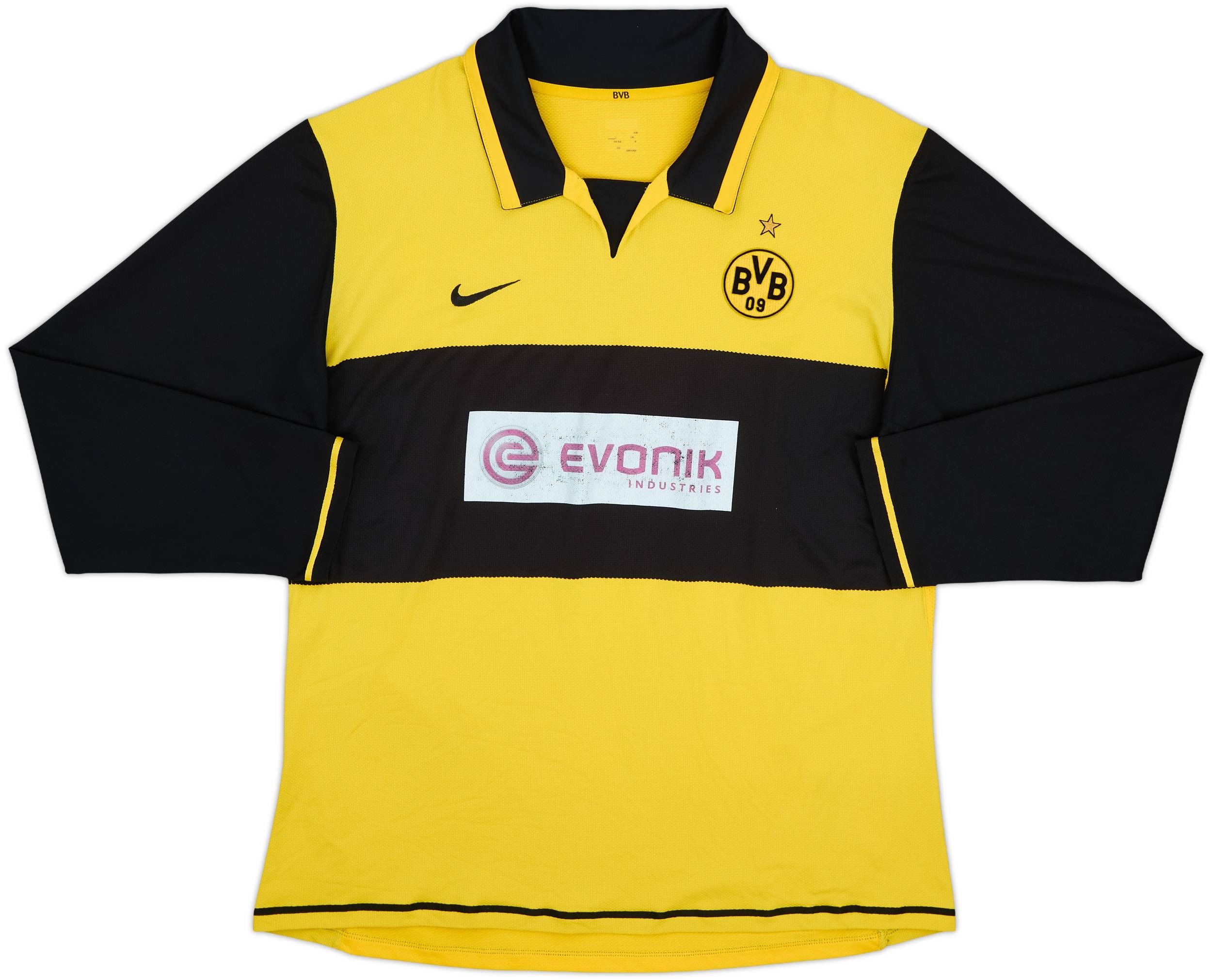 Squad Signed Shirt | Borussia Dortmund | MatchWornShirt