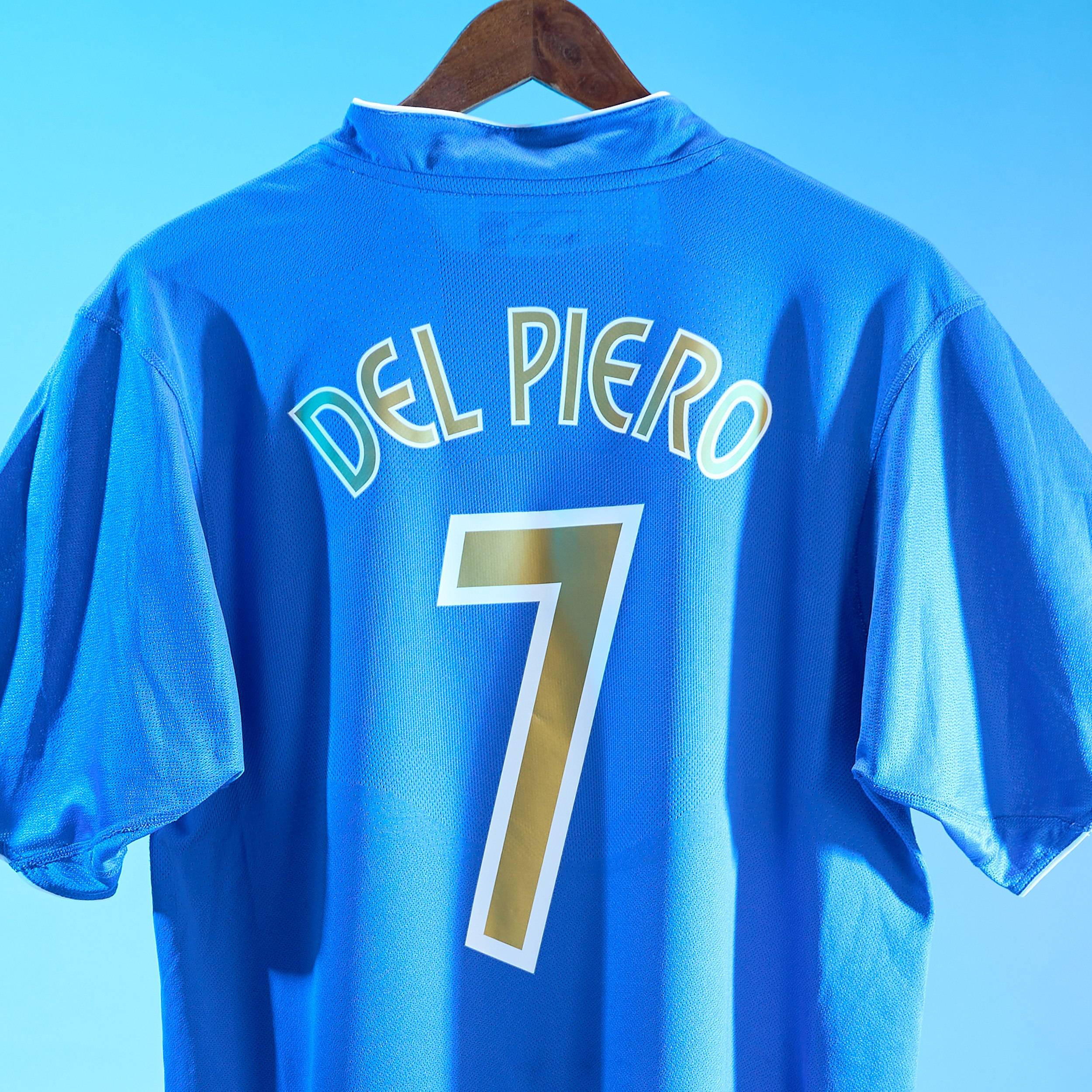 2003-04 Italy Home Shirt Del Piero #7