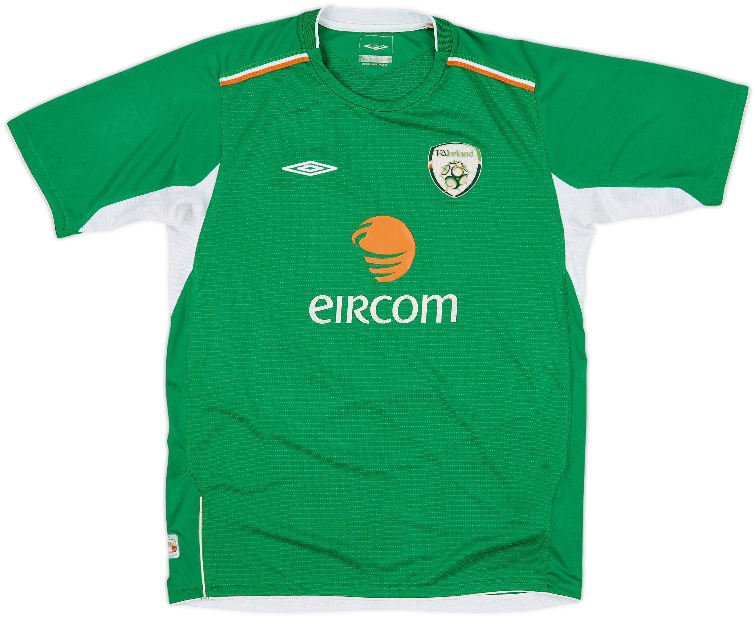 ウェア UMBRO - UMBRO 2004 Ireland football shirts s-l400.jpg