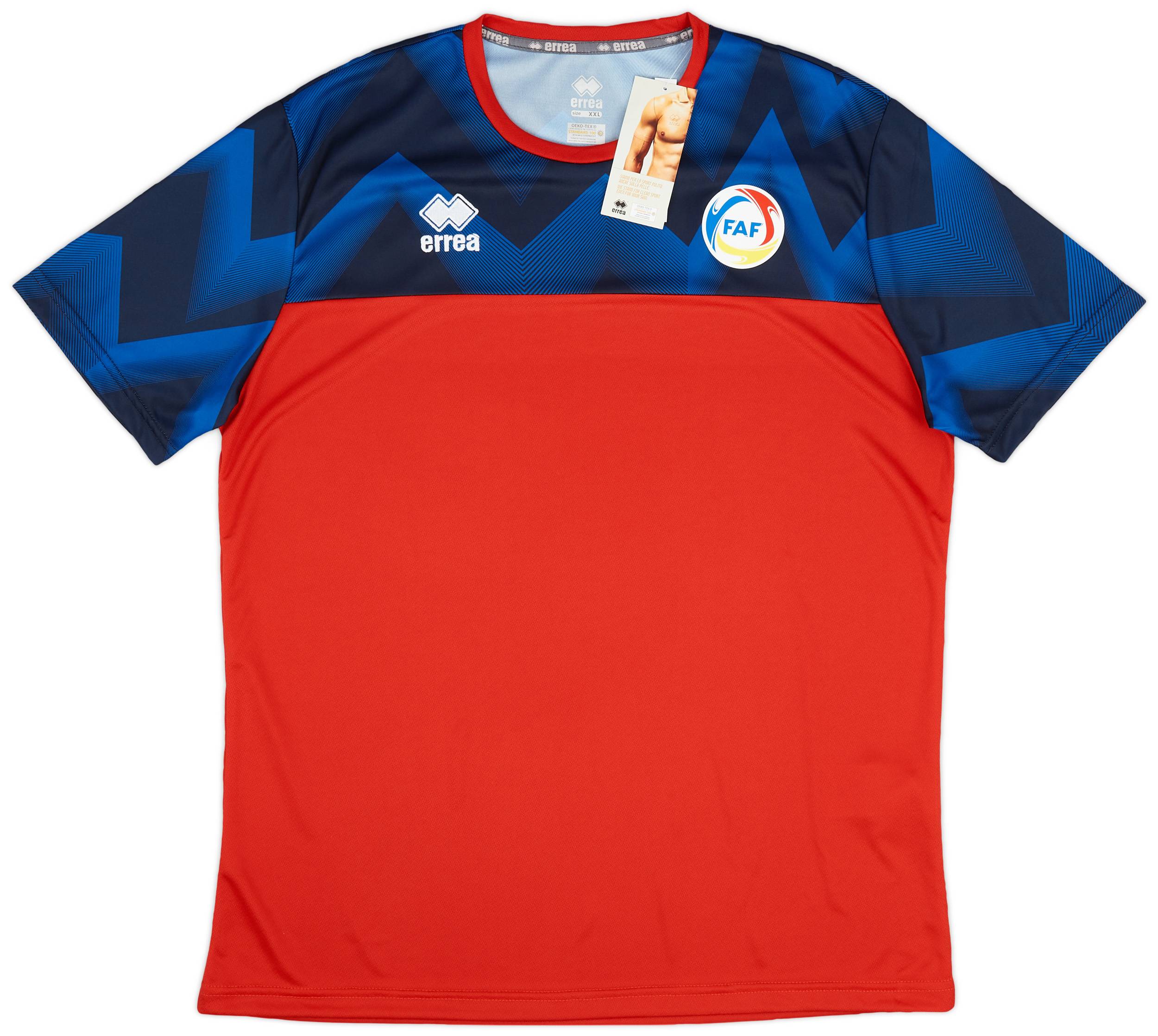 errea　エレア　レンジャーズFC　トレーニングウェア　Tシャツ　XL errea エレア レンジャーズFC トレーニングウェア Tシャツ XL