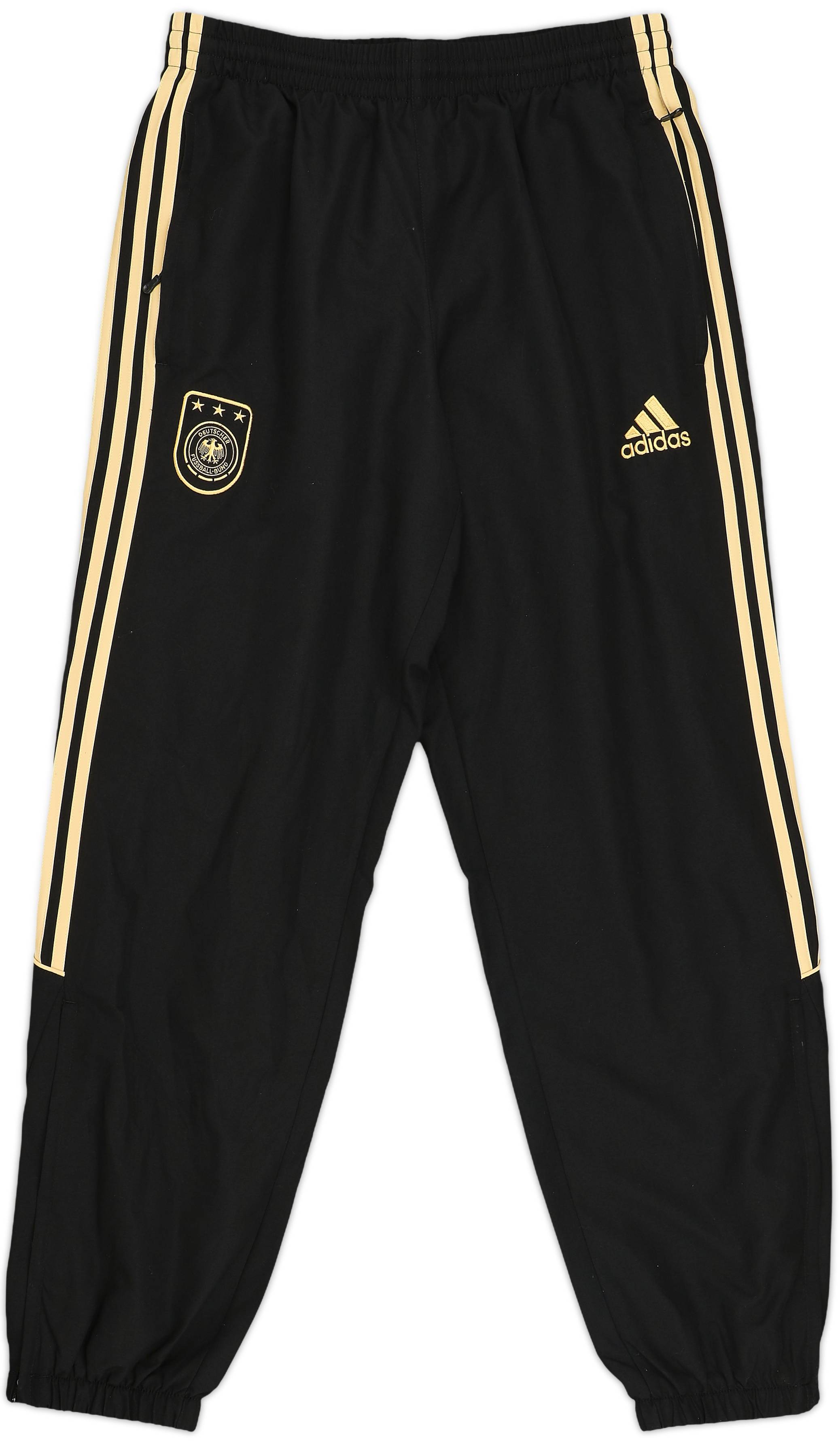 [ADIDAS] GERMANY ANNIVERSARY TRACK PANTS ☆大人気☆ adidas Originals Germany Anniversary Track Pants Black KA0634