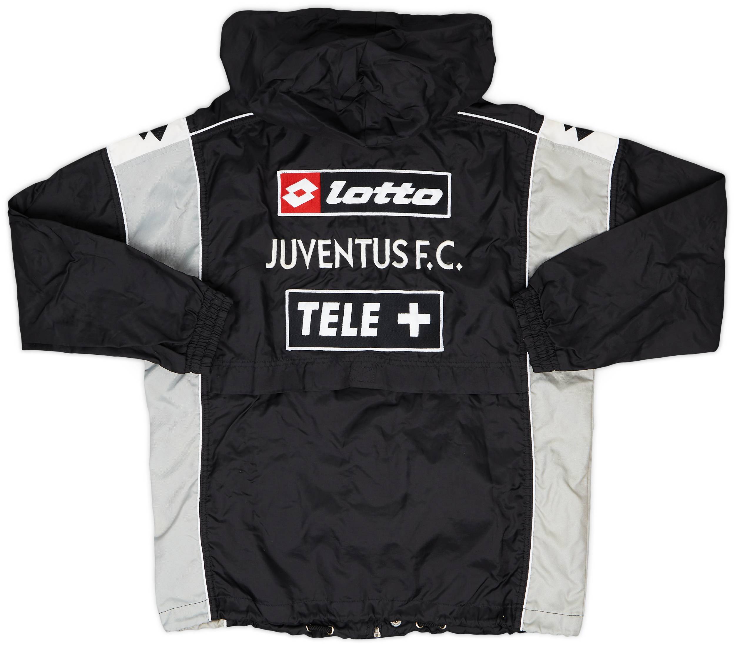 ［希少・美品］Lotto Juventus レインジャケット 1d74bc32c71227ac1a41bcfc2bc37b